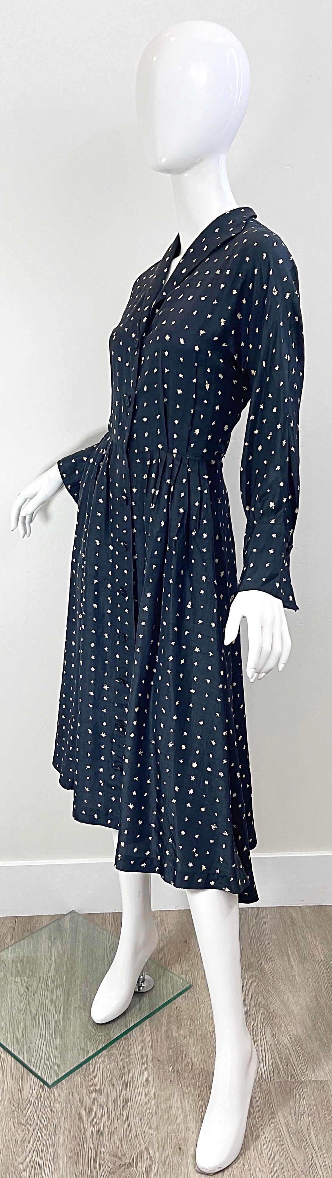 1950s Roberta Lee Originals Black and White Flower Print Vintage 50s Dress For Sale 6
