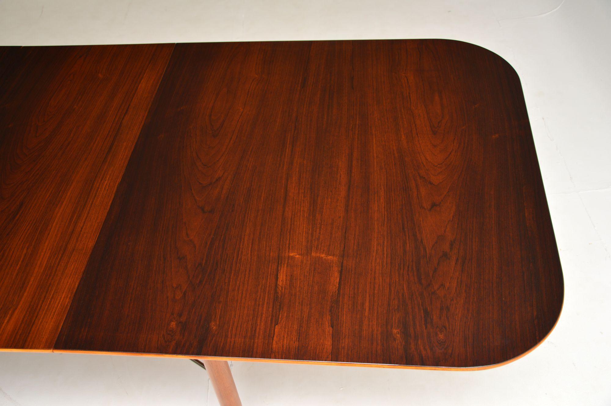 1950’s Dining Table Designed by Robin Day for Hille For Sale 1