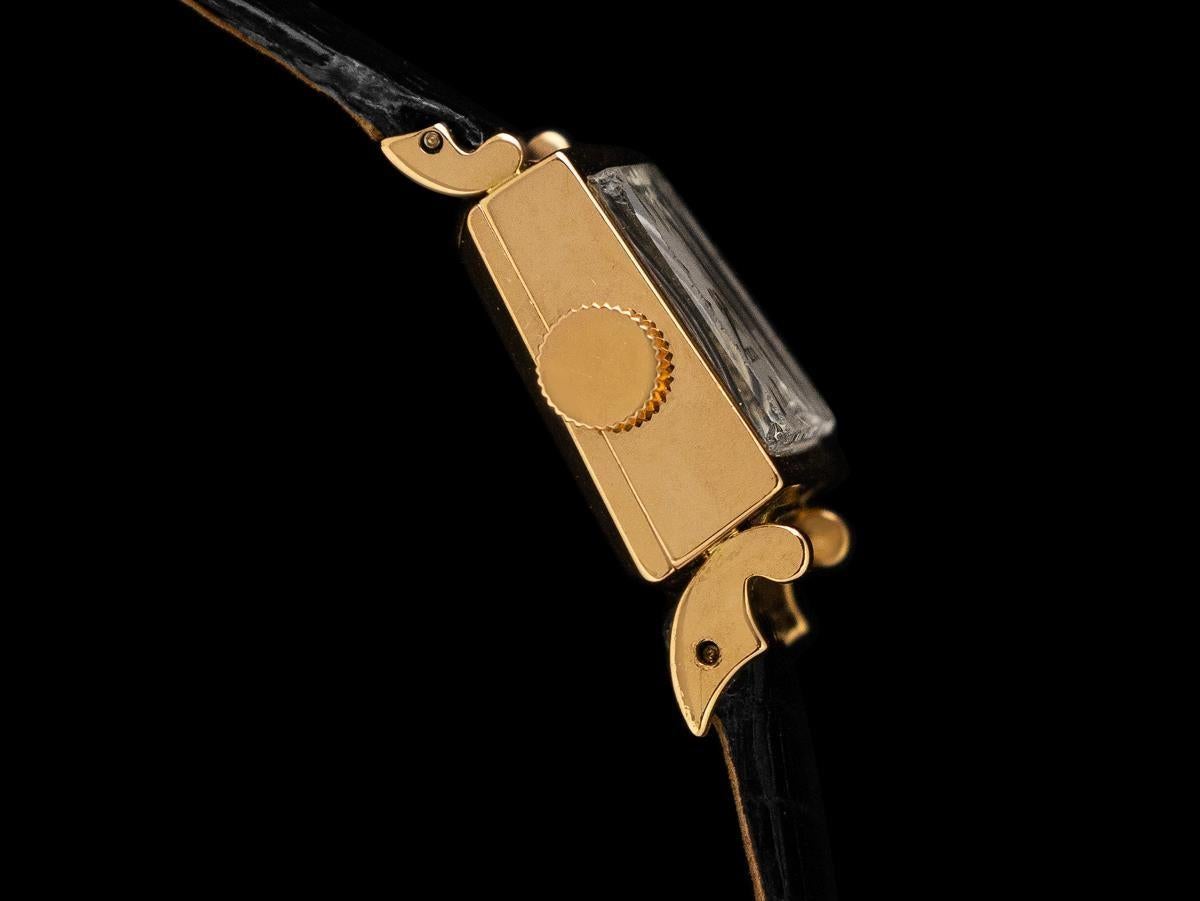 De las mujeres 1950's Rolex Ladies Vintage Watch, 18K Gold Rare & Beautiful Asymmetrical Design en venta