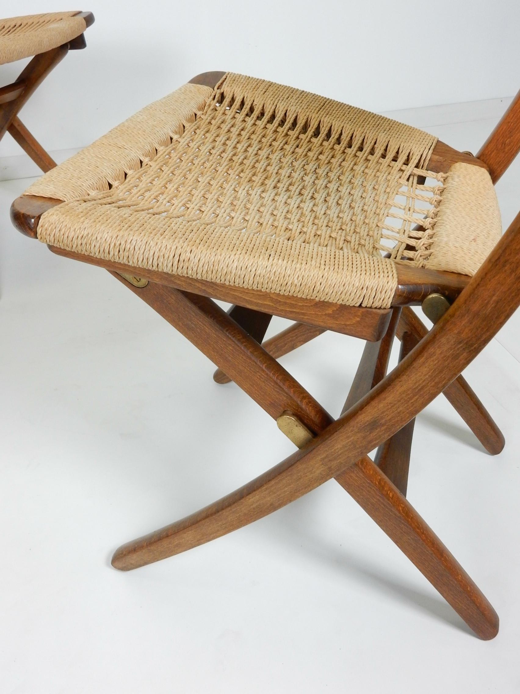 1950s Rope Upholstered Scissor Dining Chairs in the Style of Hans Wegner In Good Condition In Las Vegas, NV