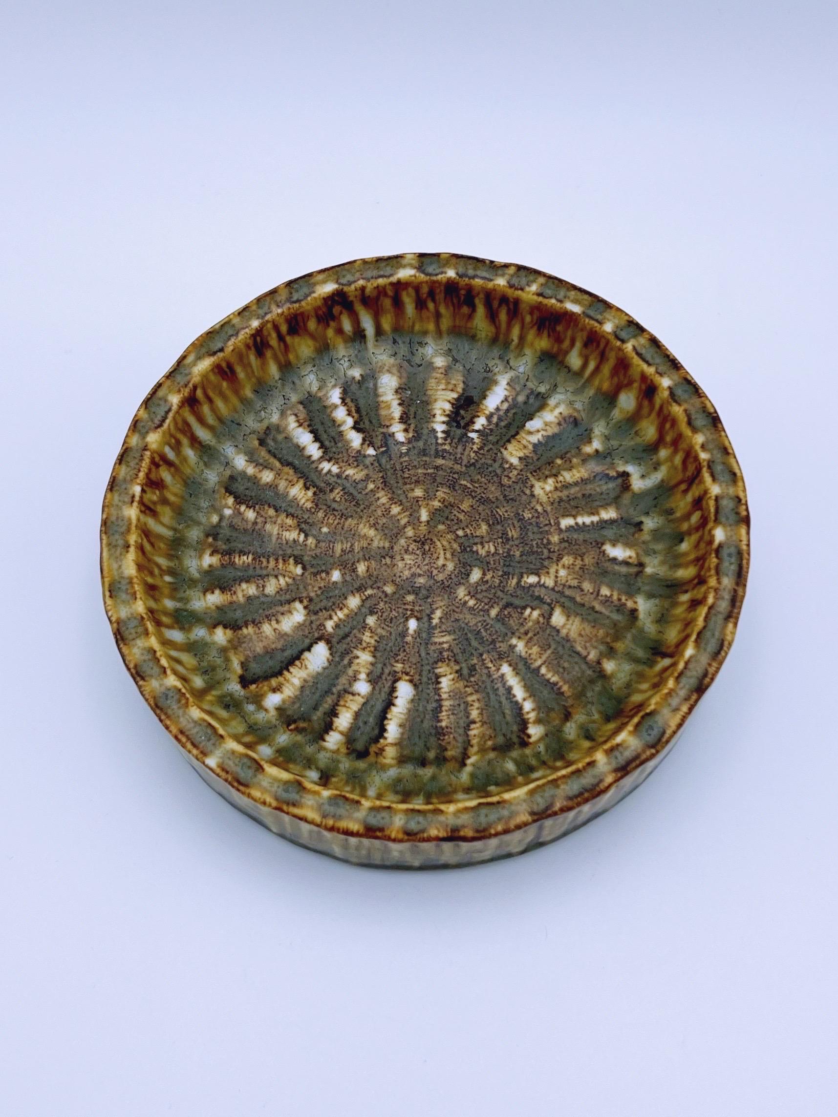 1950s Rörstrand Gunnar Nylund Signed Stoneware Bowl - Scandinavian Modern For Sale 1