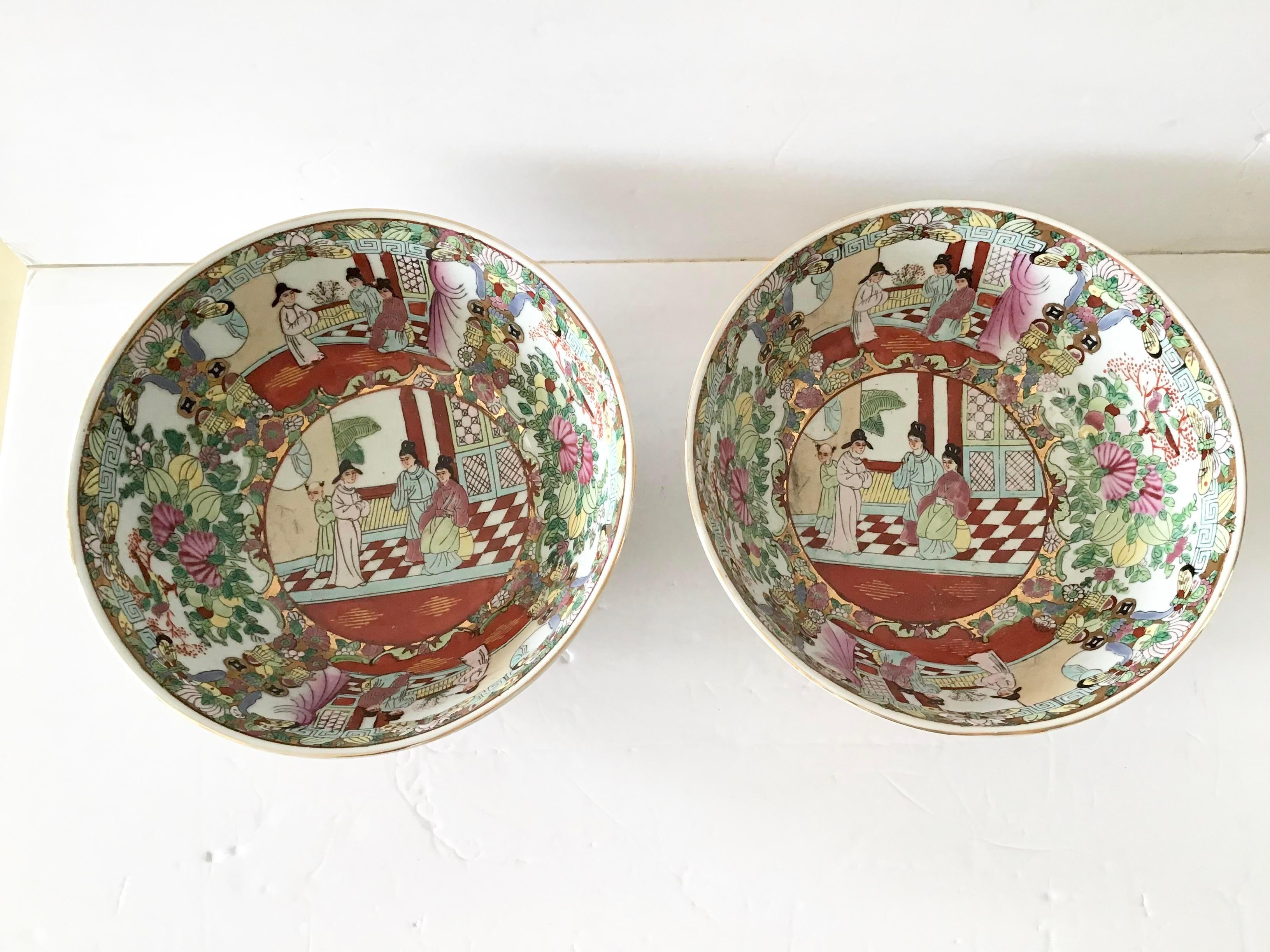 Very chic pair of Rose Medallion bowls. Add some chic style to your decor. Some 