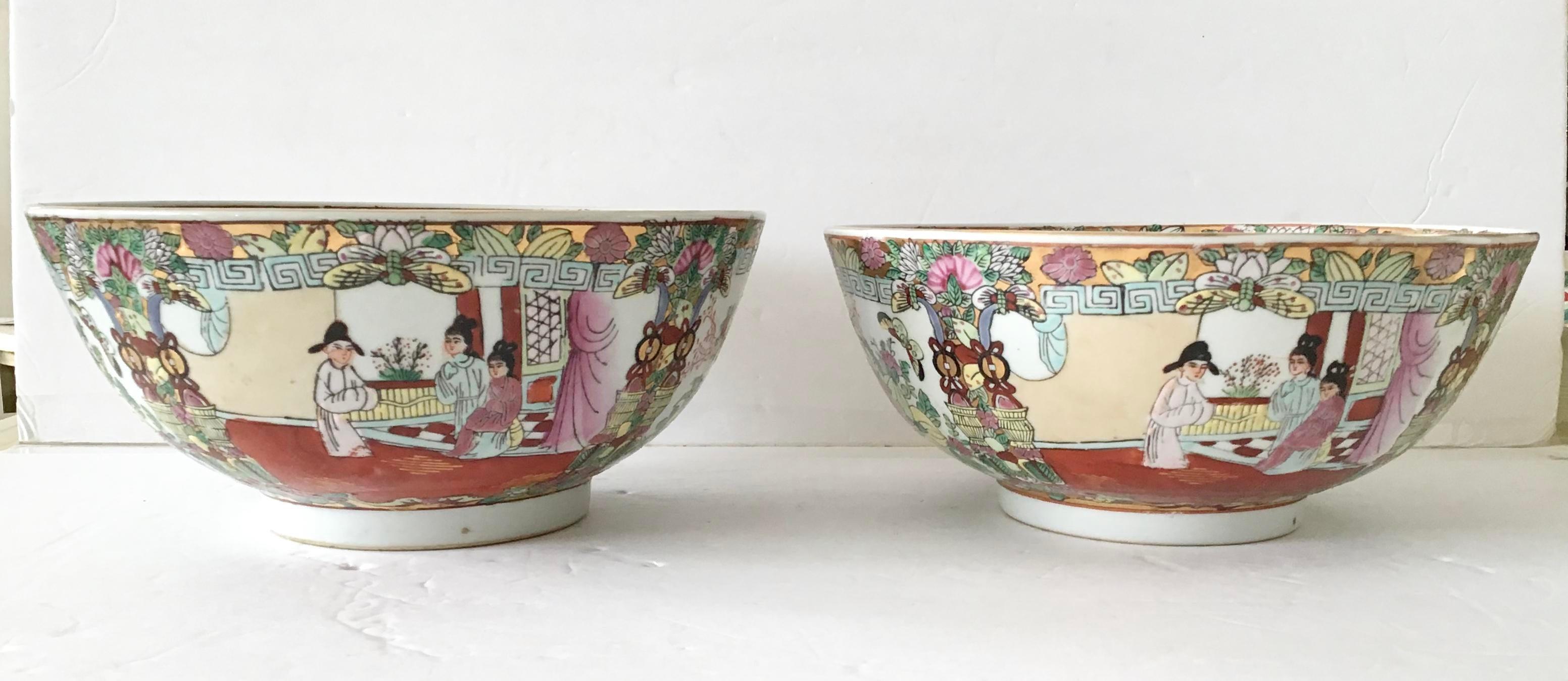 Mid-20th Century 1950s Rose Medallion Bowls, a Pair For Sale