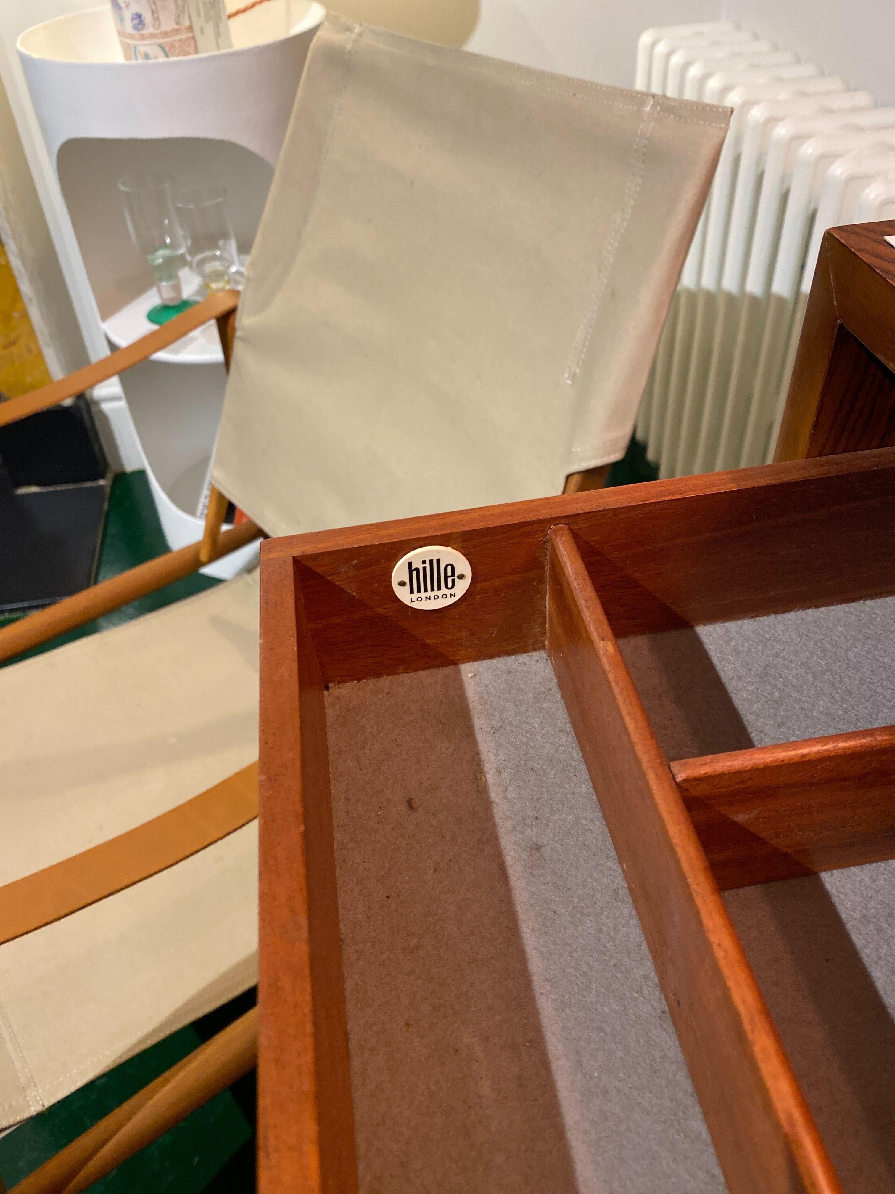 Credenza Robin Day in legno di palissandro del 1950 per I. Hill in vendita 2