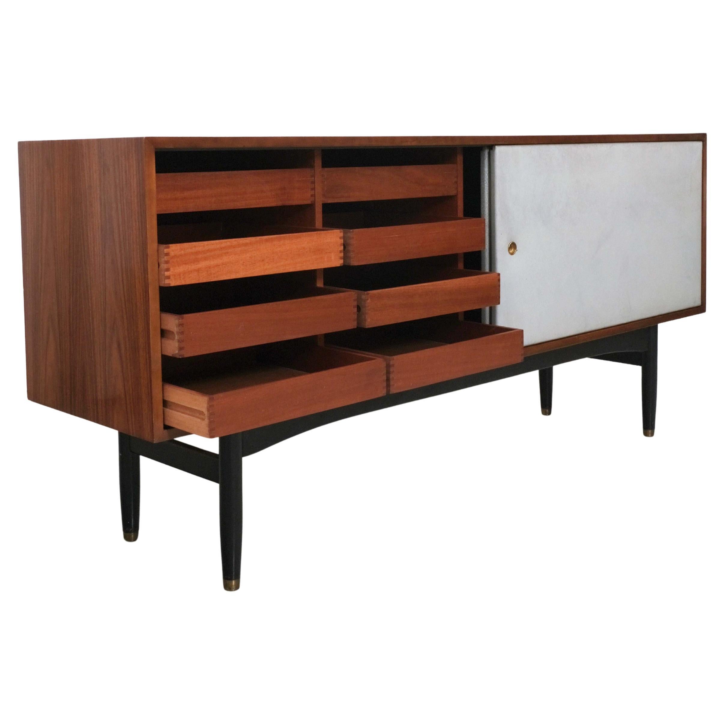 Credenza Robin Day in legno di palissandro del 1950 per I. Hill in vendita