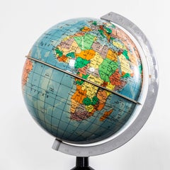 1950’s Rotating Earth Globe