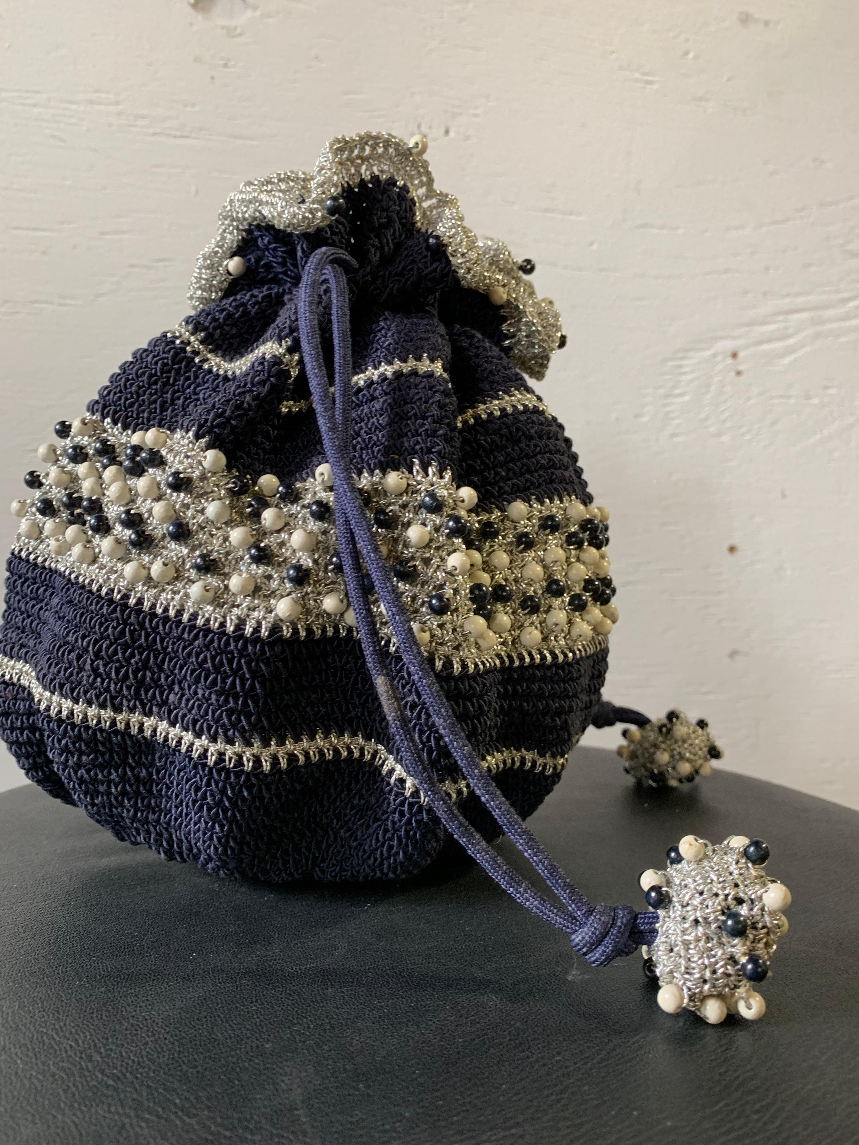 Black 1950s Round Navy & Silver Metallic Crochet Summer Handbag W/ Wooden Beading For Sale