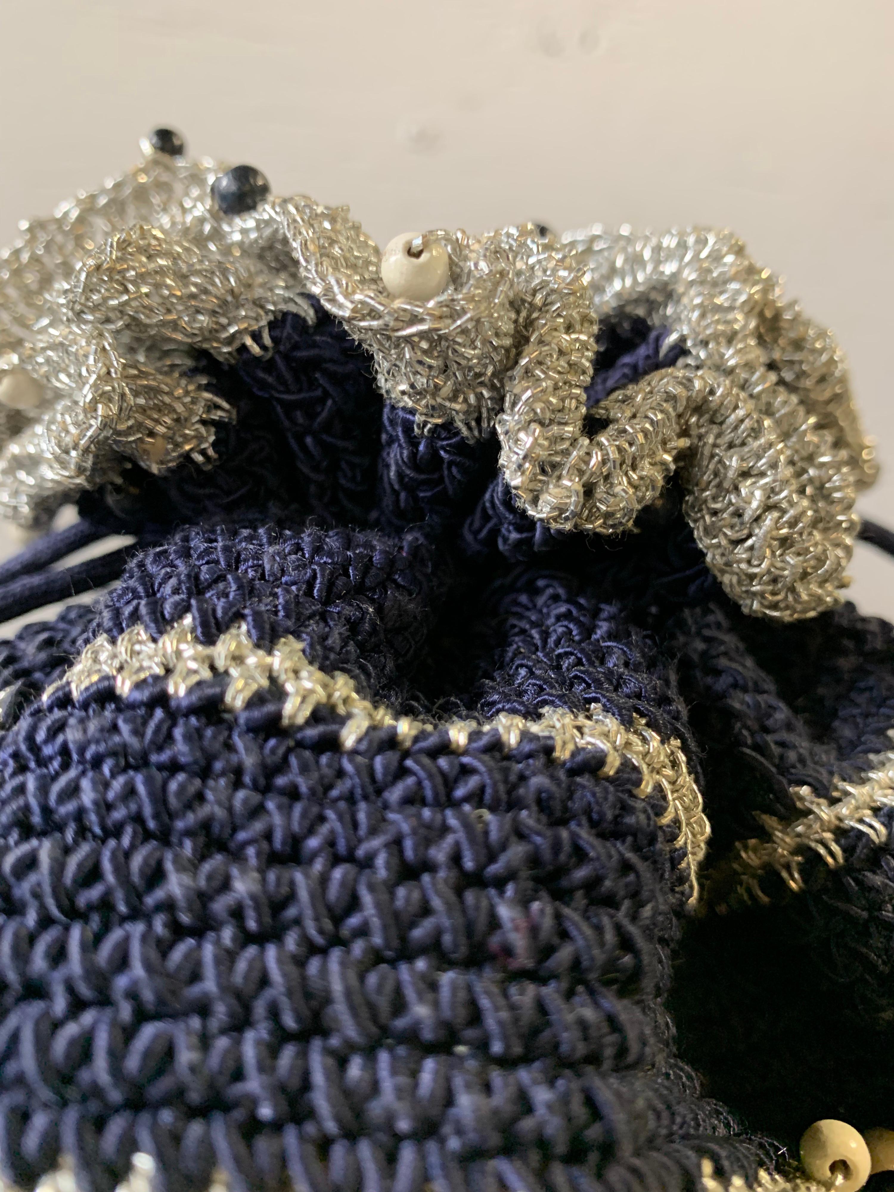 1950s Round Navy & Silver Metallic Crochet Summer Handbag W/ Wooden Beading For Sale 1