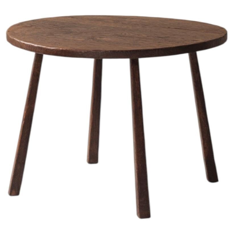 1950s Round Solid Oak Dining Table with French Craftsmanship For Sale