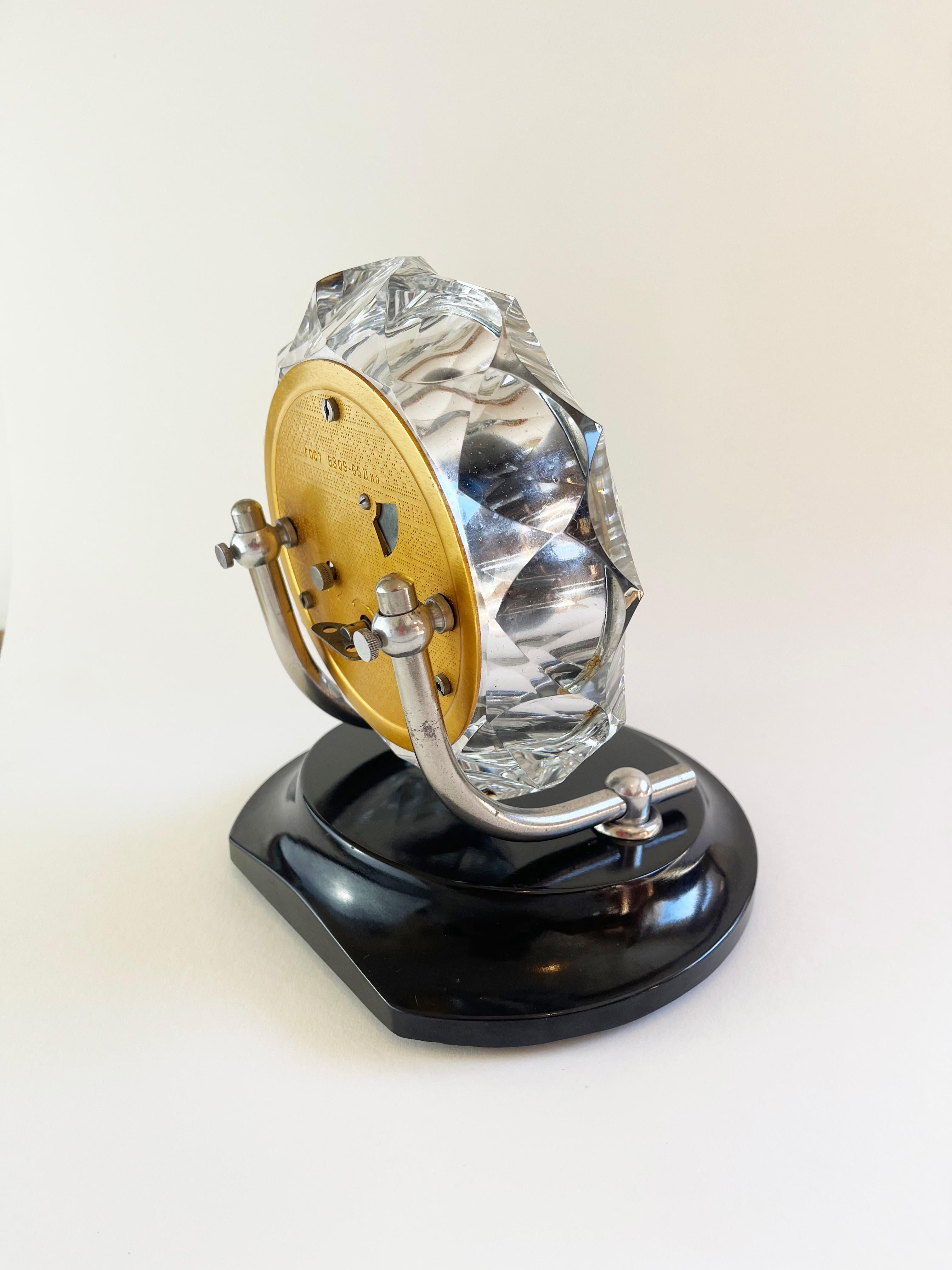 20th Century 1950s Round Table Clock Art Deco Style, Cut Glass and Bakelite, by Majak For Sale