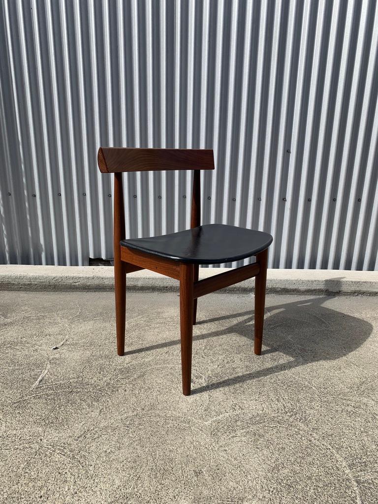 1950s Roundette Dining Set by Hans Olsen for Frem Røjle In Good Condition In Danville, CA