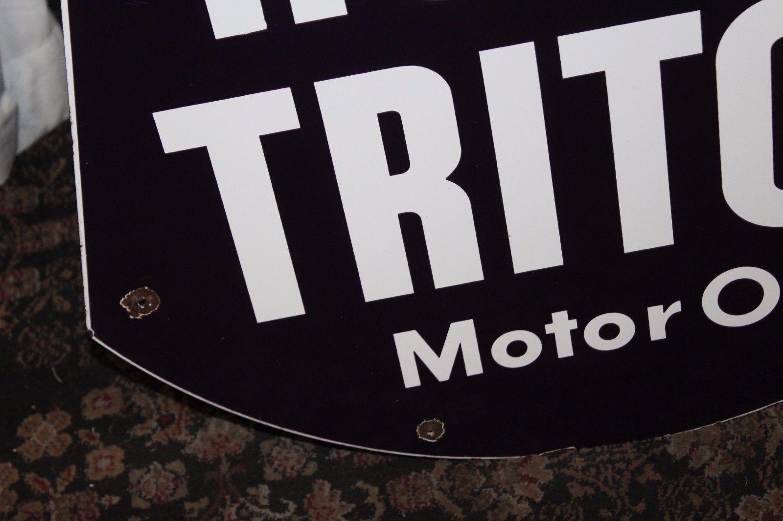 1950s Royal Triton Motor Oil Double-Sided Porcelain Sign For Sale 5