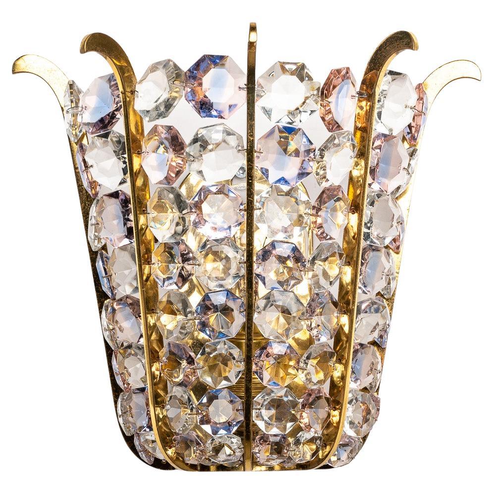 1950's Roze/Clear Crystal Glass and Brass Sconce by Bakalowits & Söhne For Sale