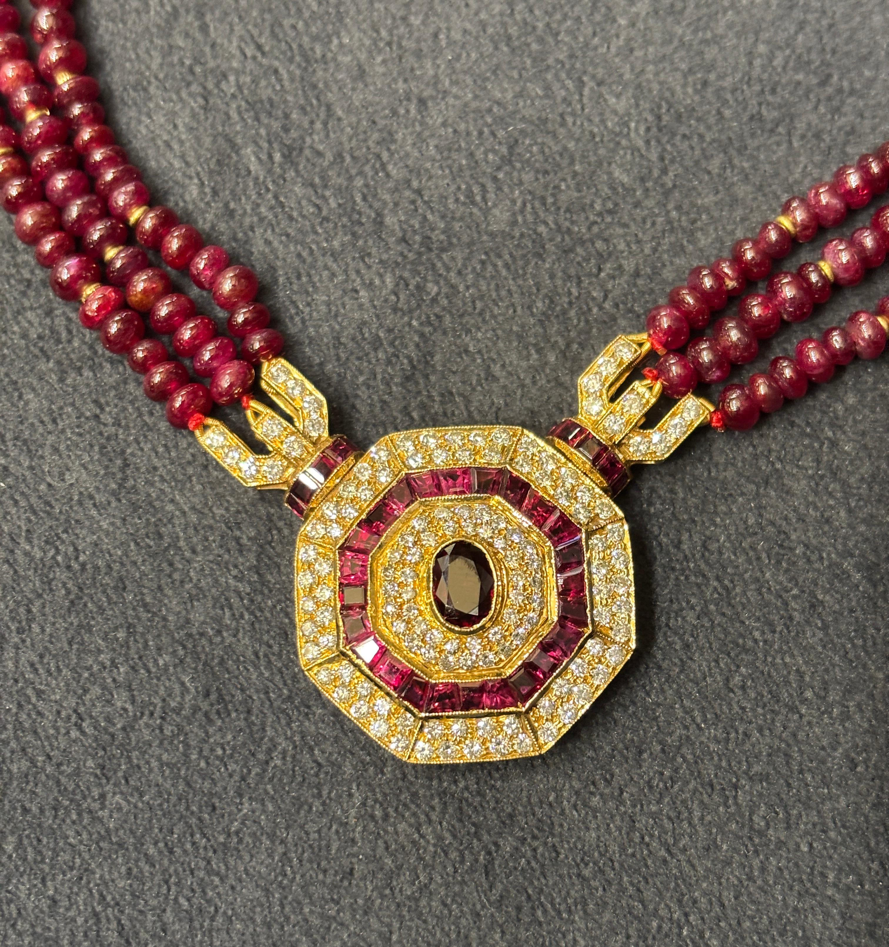 1950's ruby and diamond octagonal necklace In Good Condition For Sale In London, GB