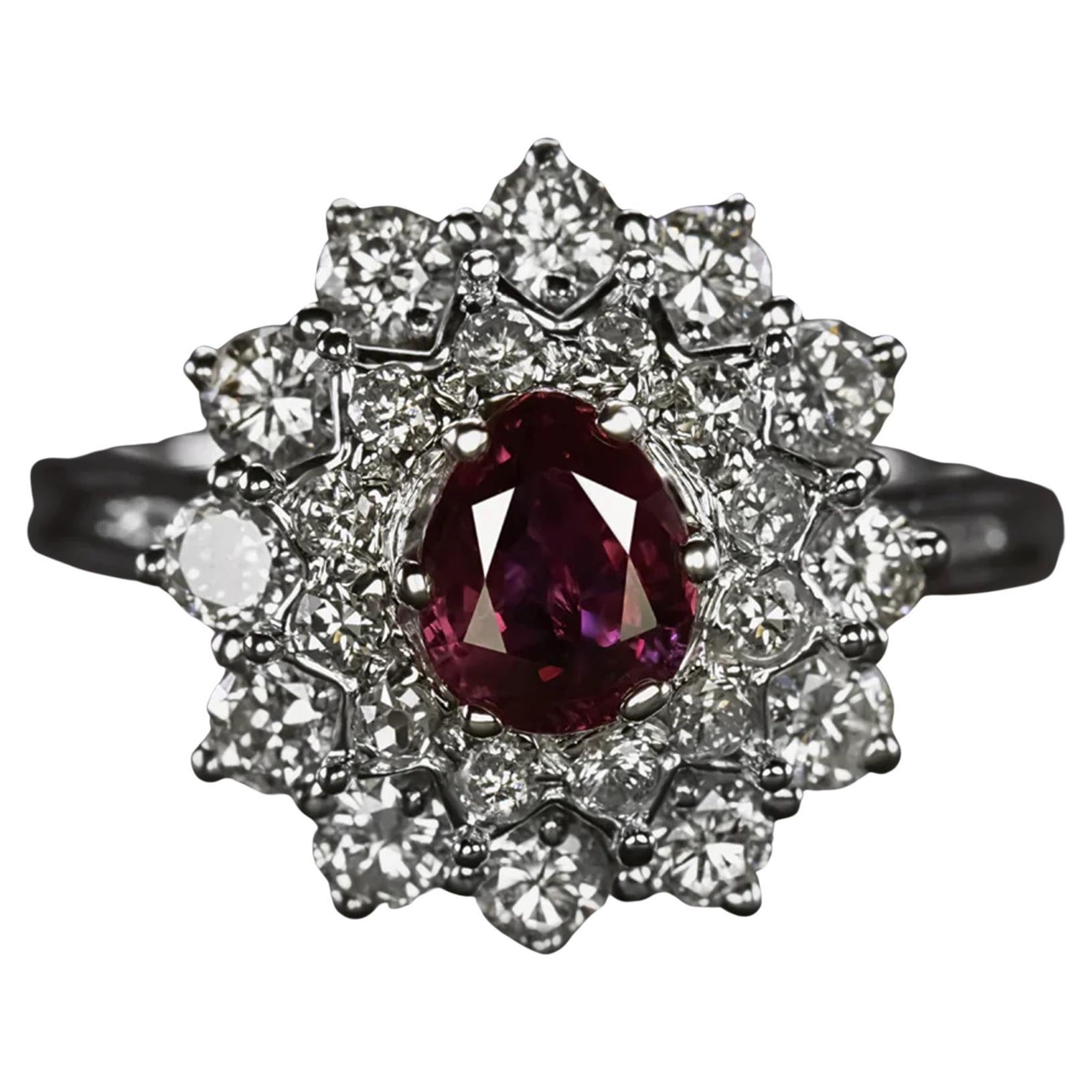 Bague de cocktail en or blanc 18k, rubis et diamants des années 1950