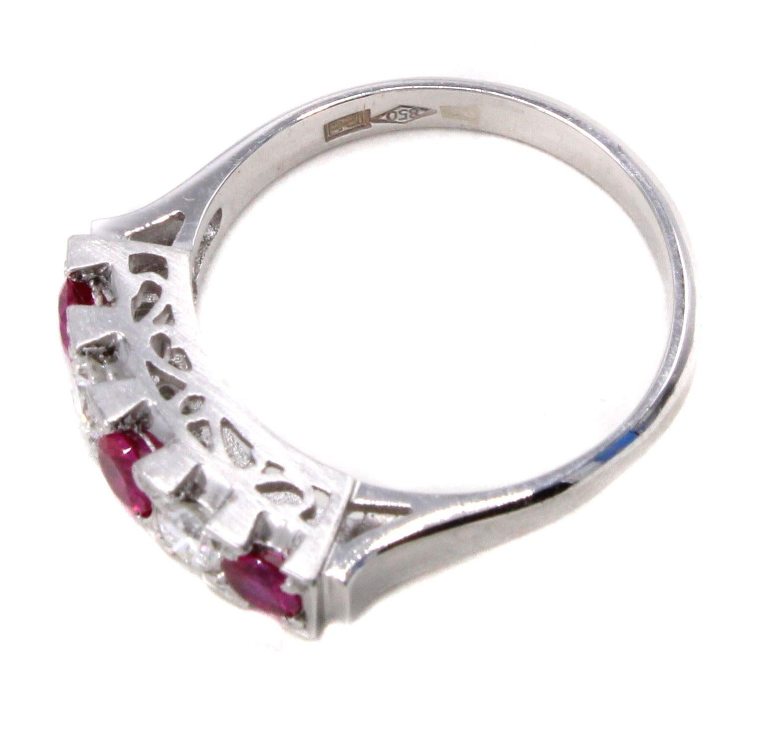 1950er Rubin-Diamant-Platin-Ring für Damen oder Herren im Angebot