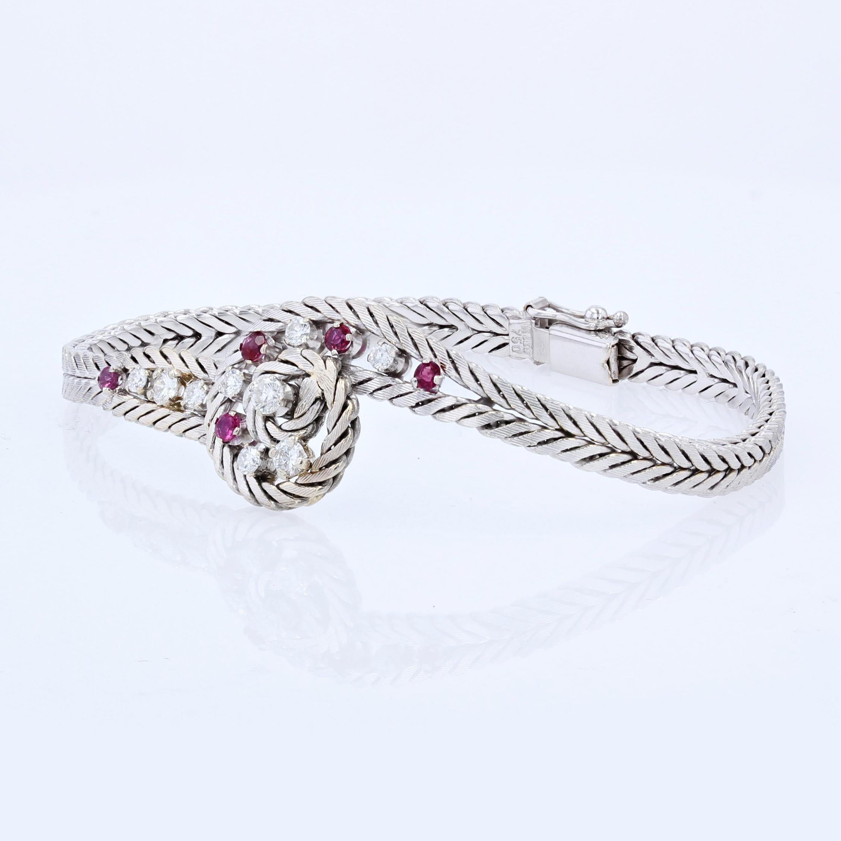 1950s Ruby Diamonds 18 Karat White Gold Retro Bracelet In Good Condition For Sale In Poitiers, FR