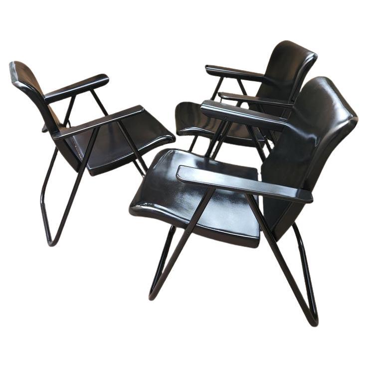 1950 Russel Wright Tres Sillas de Patio Vintage Plegables Negro en venta