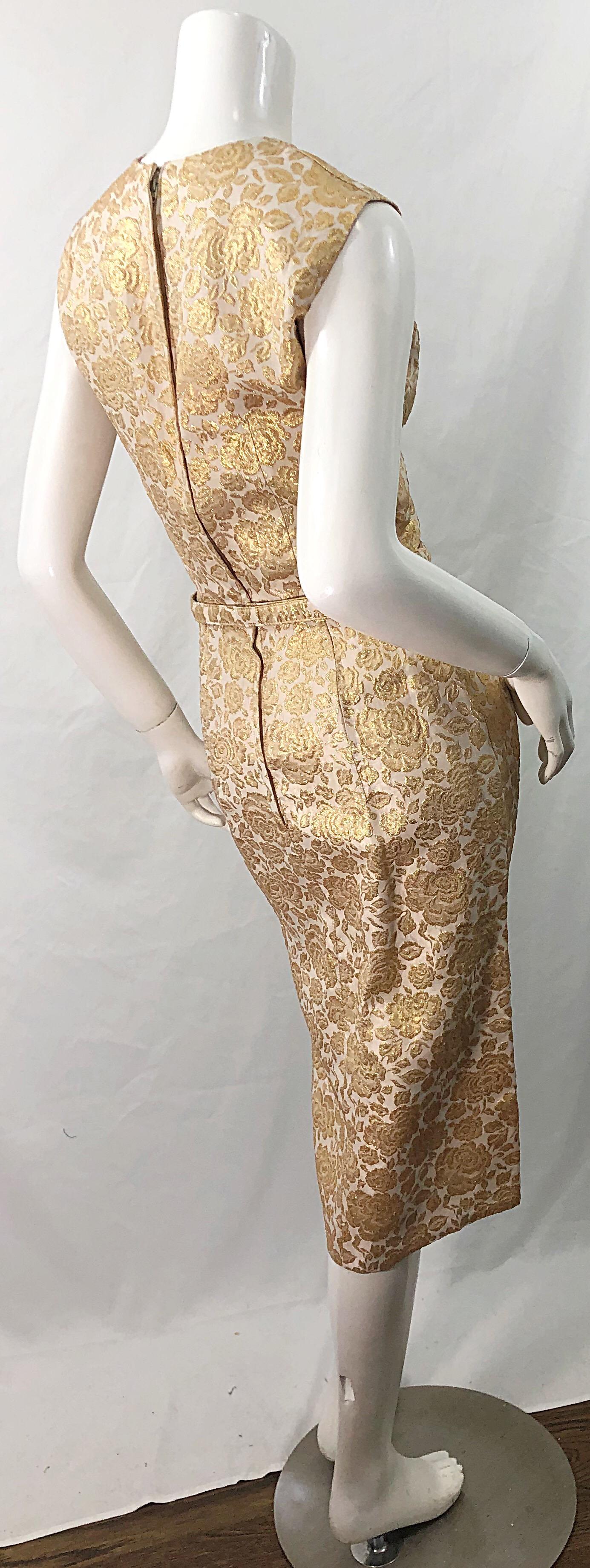 1950s Sa'Bett of California Demi Couture Vintage 50s Kleid aus goldener Seide mit Brokatmuster im Zustand „Hervorragend“ im Angebot in San Diego, CA
