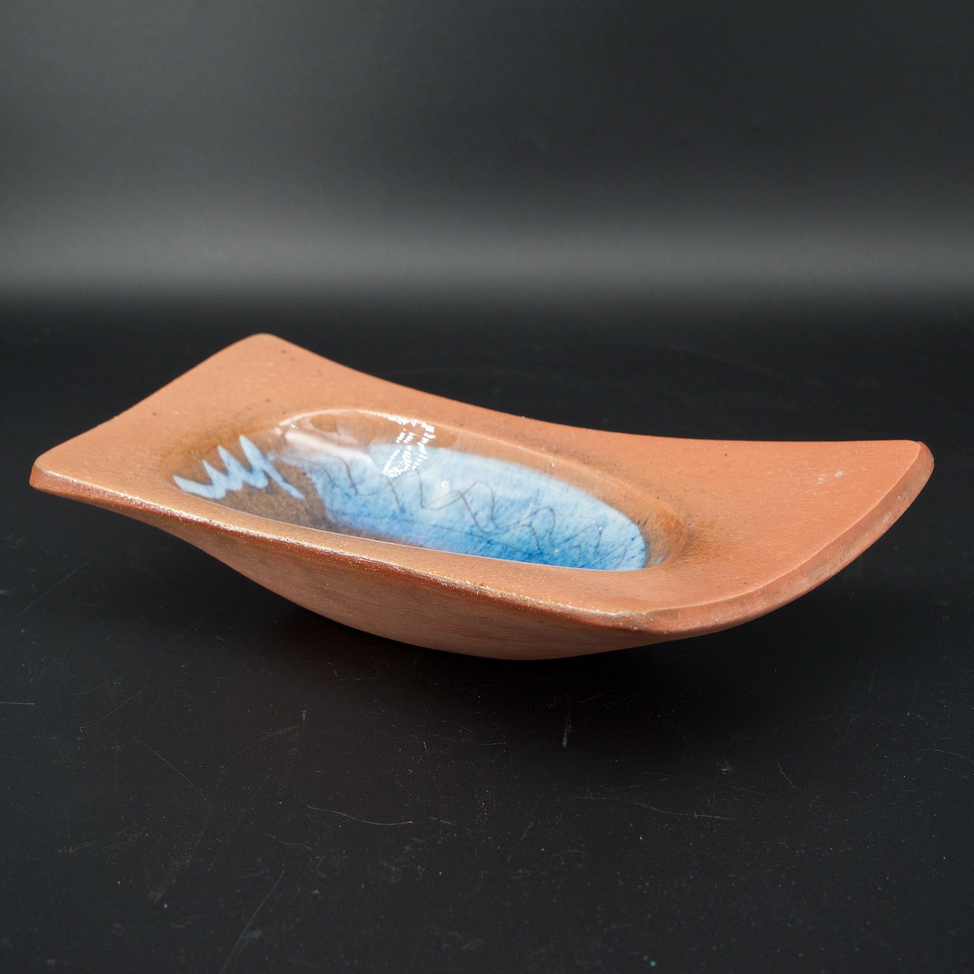 1950er Jahre Segelfischschale von Herb Cohen Studio Pottery Schale Midcentury Atomic (Glasiert) im Angebot