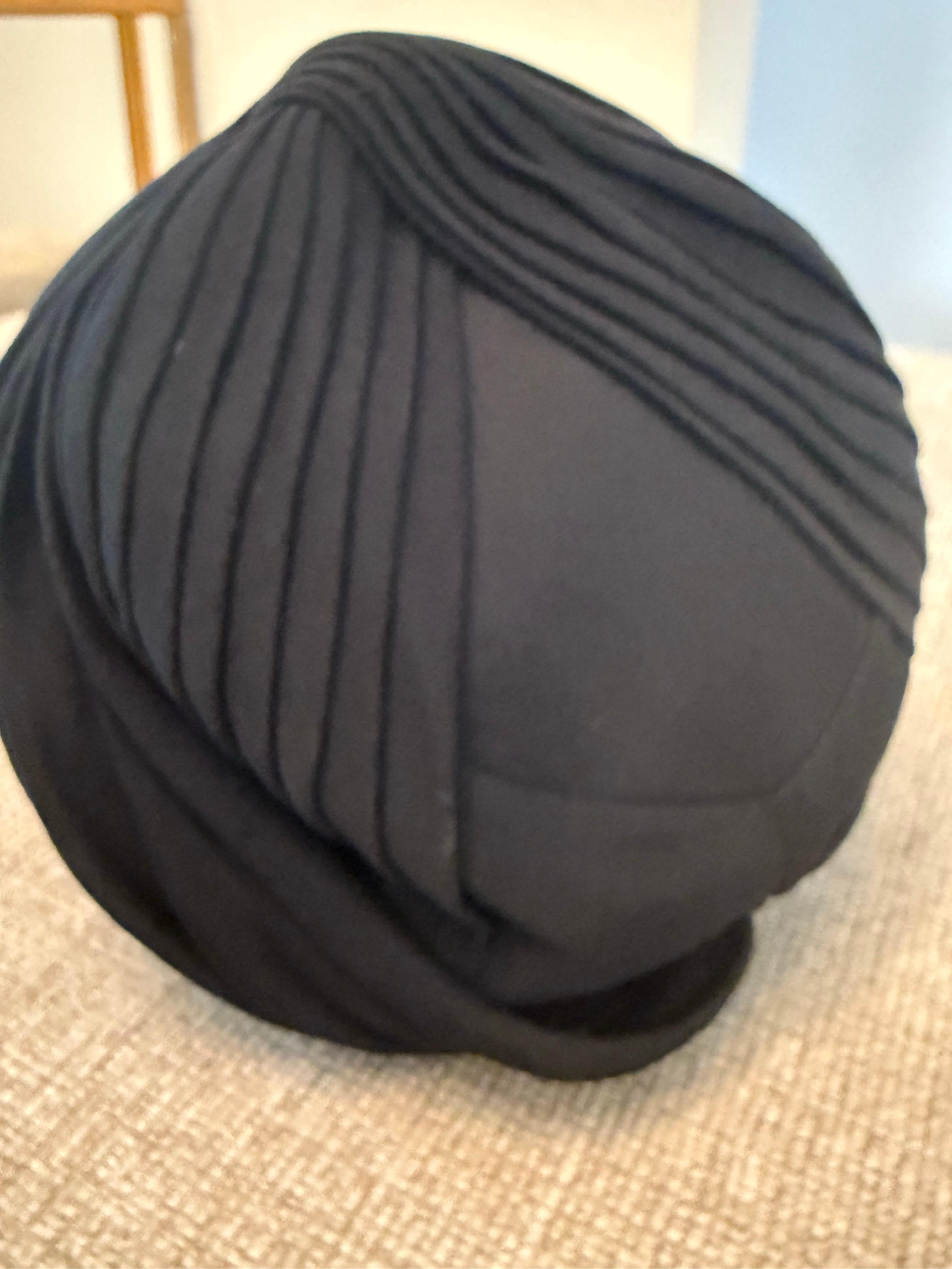1950s Saks Fifth Avenue Black Silk Matte Jersey Draped and Knotted Turban For Sale 6
