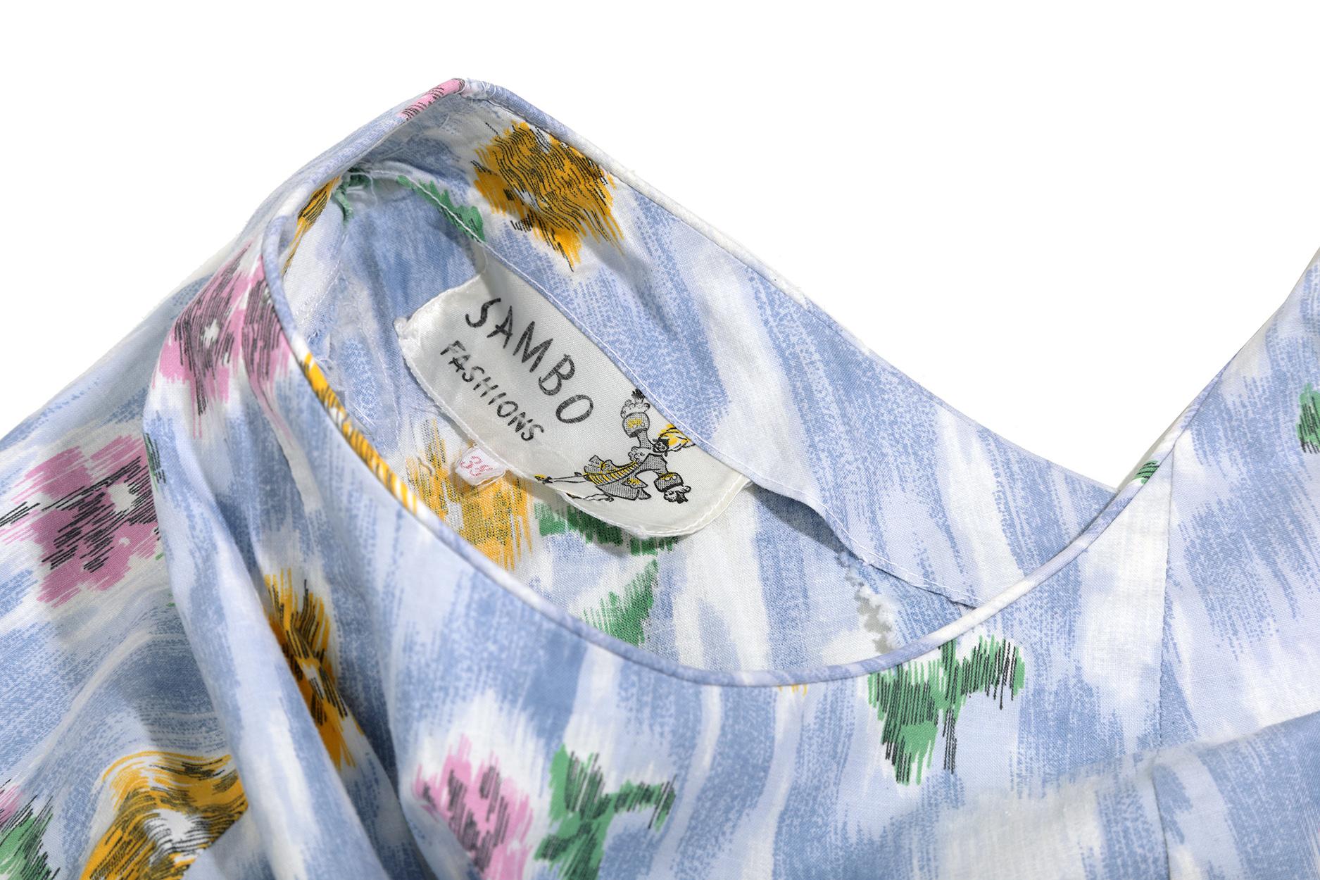 Sambo Fashions 1950 - Robe en coton à imprimé floral avec jupe complète Pour femmes en vente