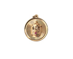 1950s San Francisco Cable Car Charm in 14 Karat Yellow Gold