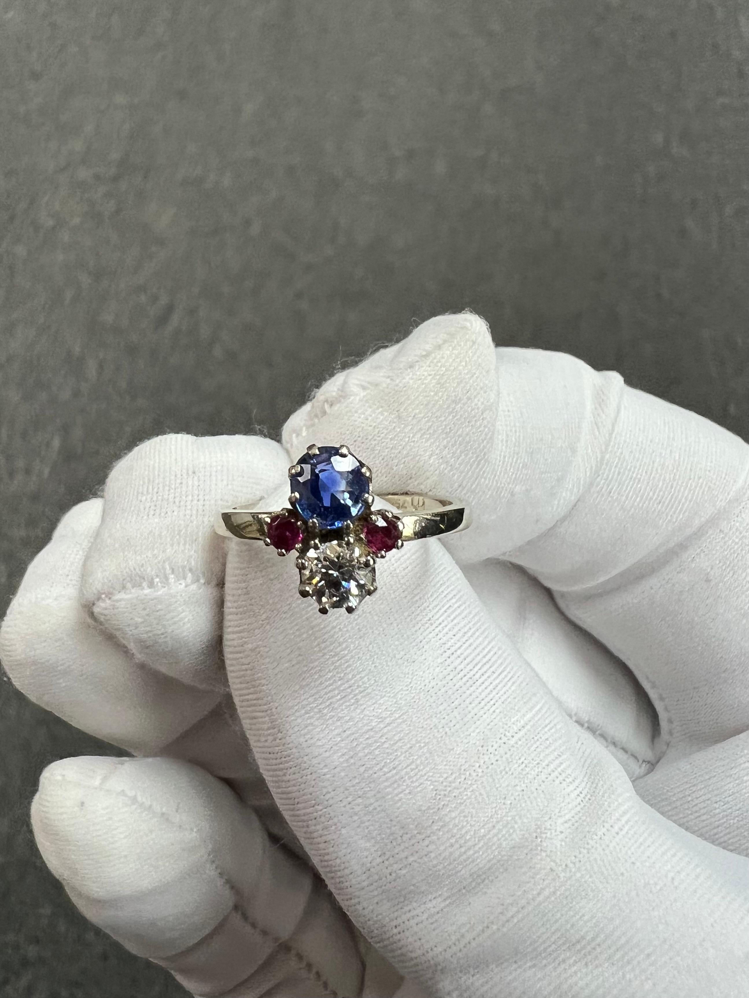 1950s Sapphire Diamond Ruby White Gold Vintage Engagement Ring For Sale 5