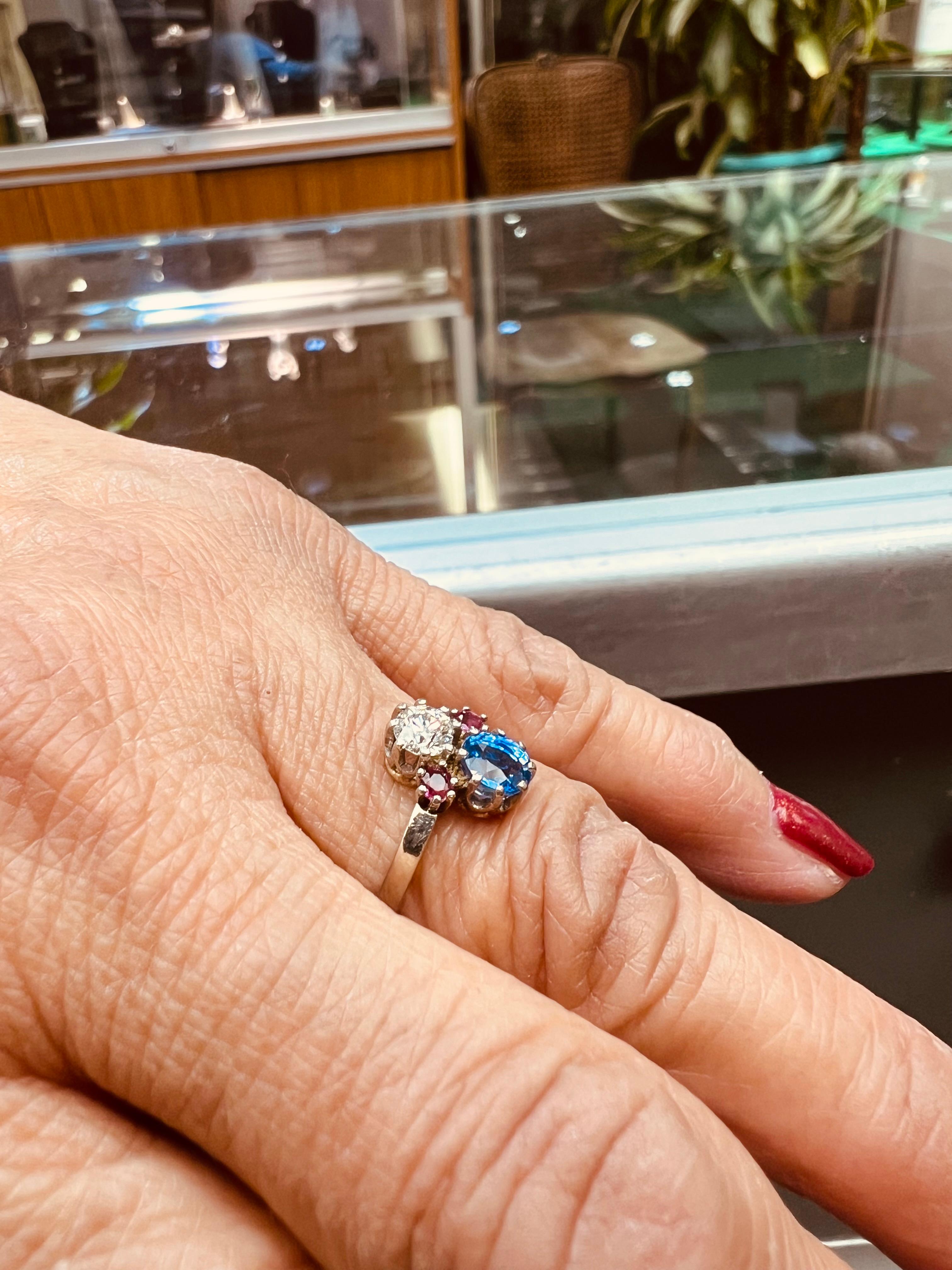 Round Cut 1950s Sapphire Diamond Ruby White Gold Vintage Engagement Ring For Sale