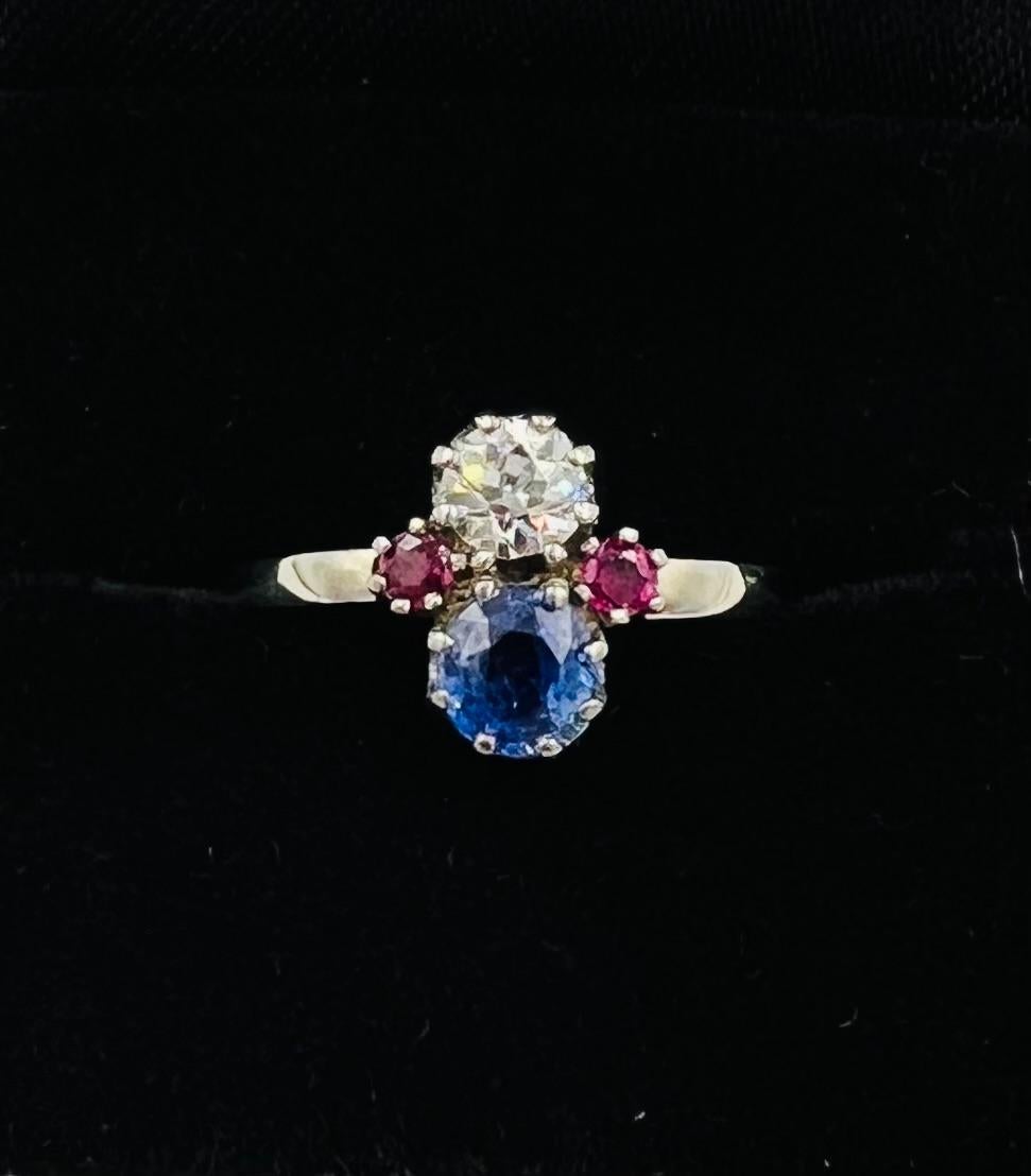 1950s Sapphire Diamond Ruby White Gold Vintage Engagement Ring In Good Condition For Sale In Los Angeles, CA