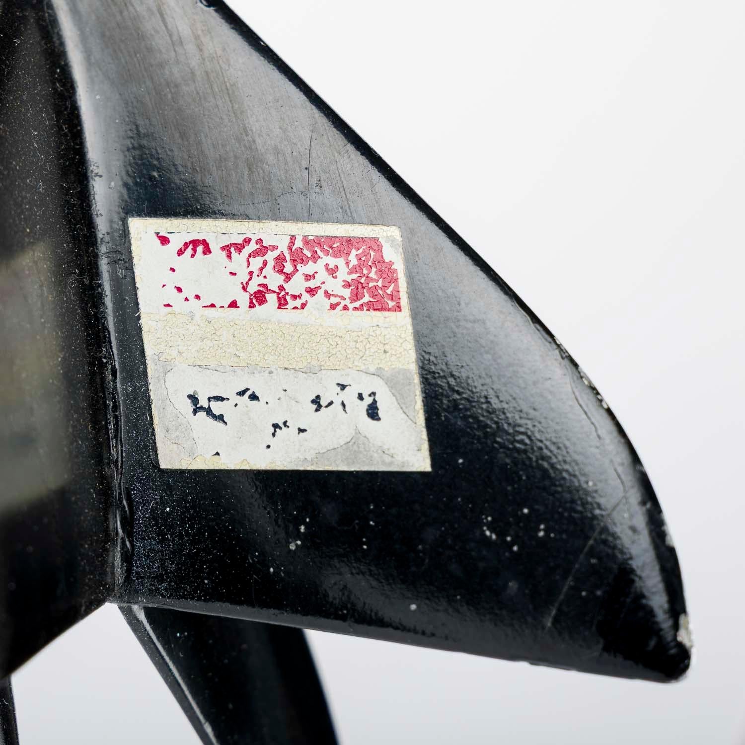 Modèle réduit d'un Hawker Hunter de la Royal Air Force datant des années 1950. en vente 6