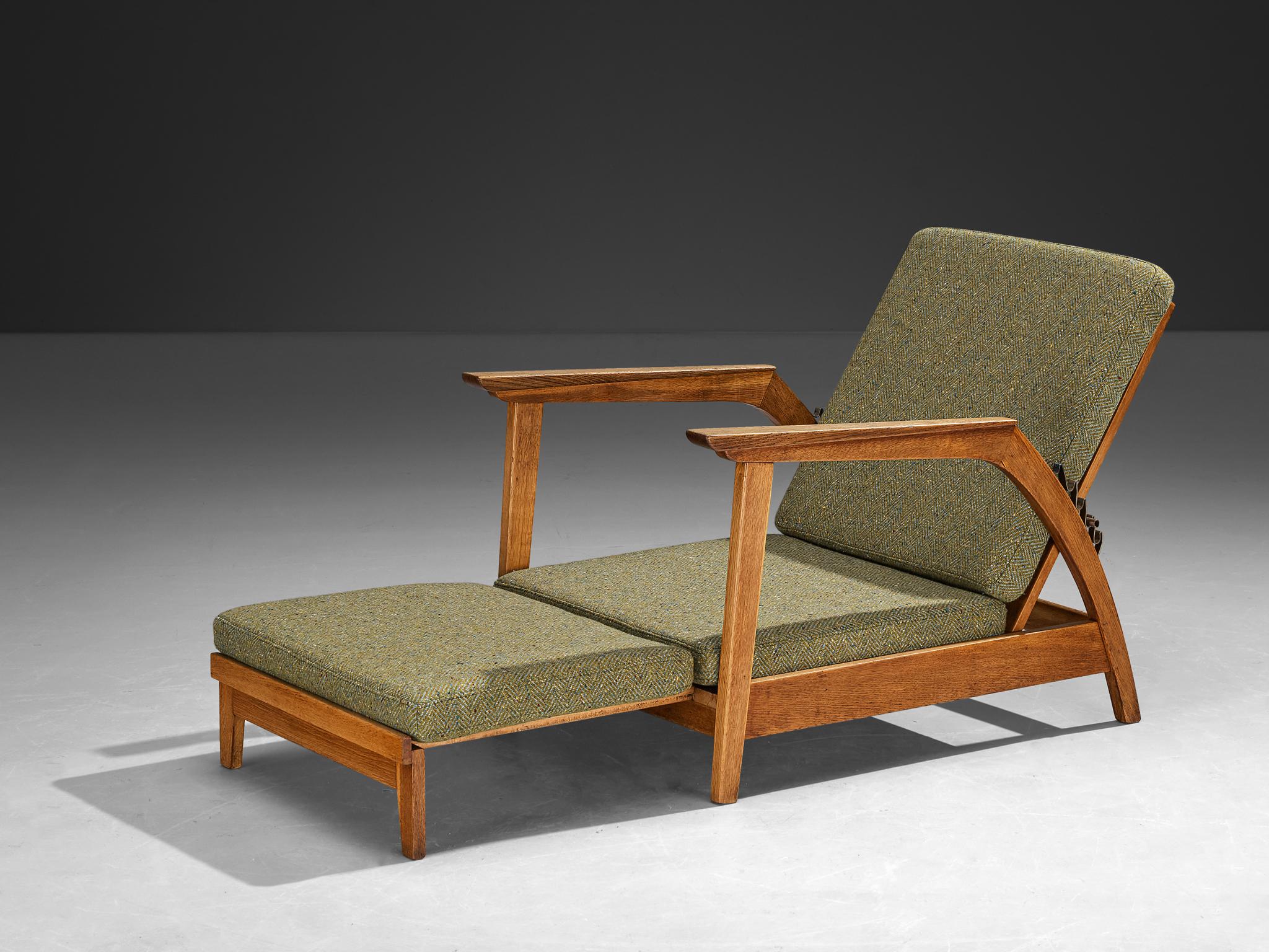 Scandinavian Modern 1950s Scandinavian Adjustable Chaise Longue in Solid Oak and Green Wool For Sale
