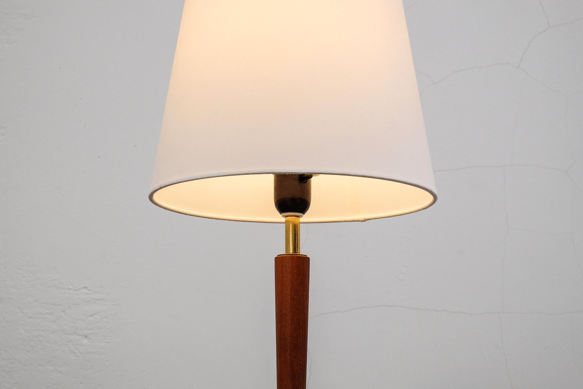 Mid-20th Century 1950s Scandinavian Brass and Teak Table Lamp