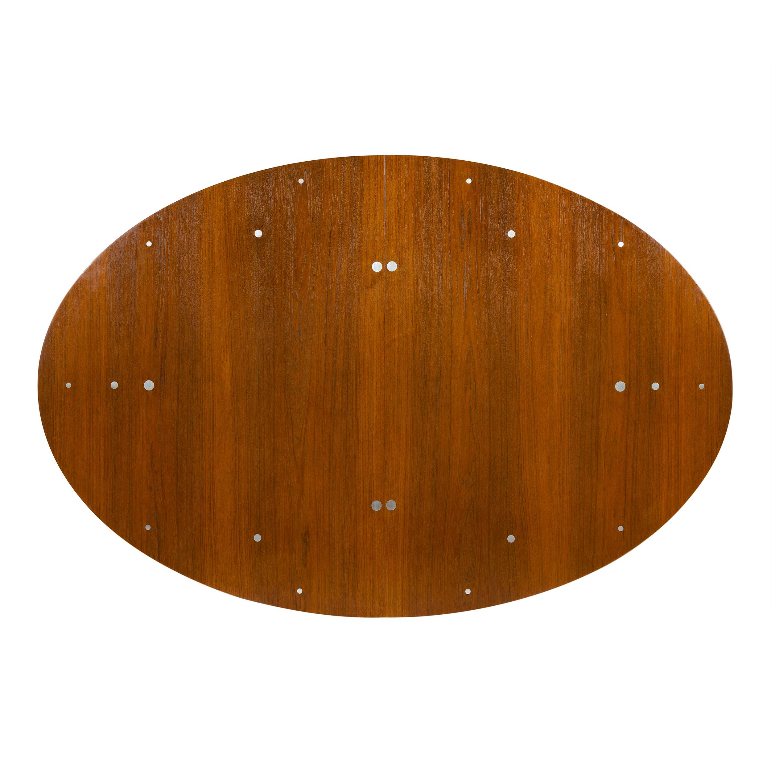 Mid-20th Century Judas Dining Table by Finn Juhl for Niels Vodder For Sale