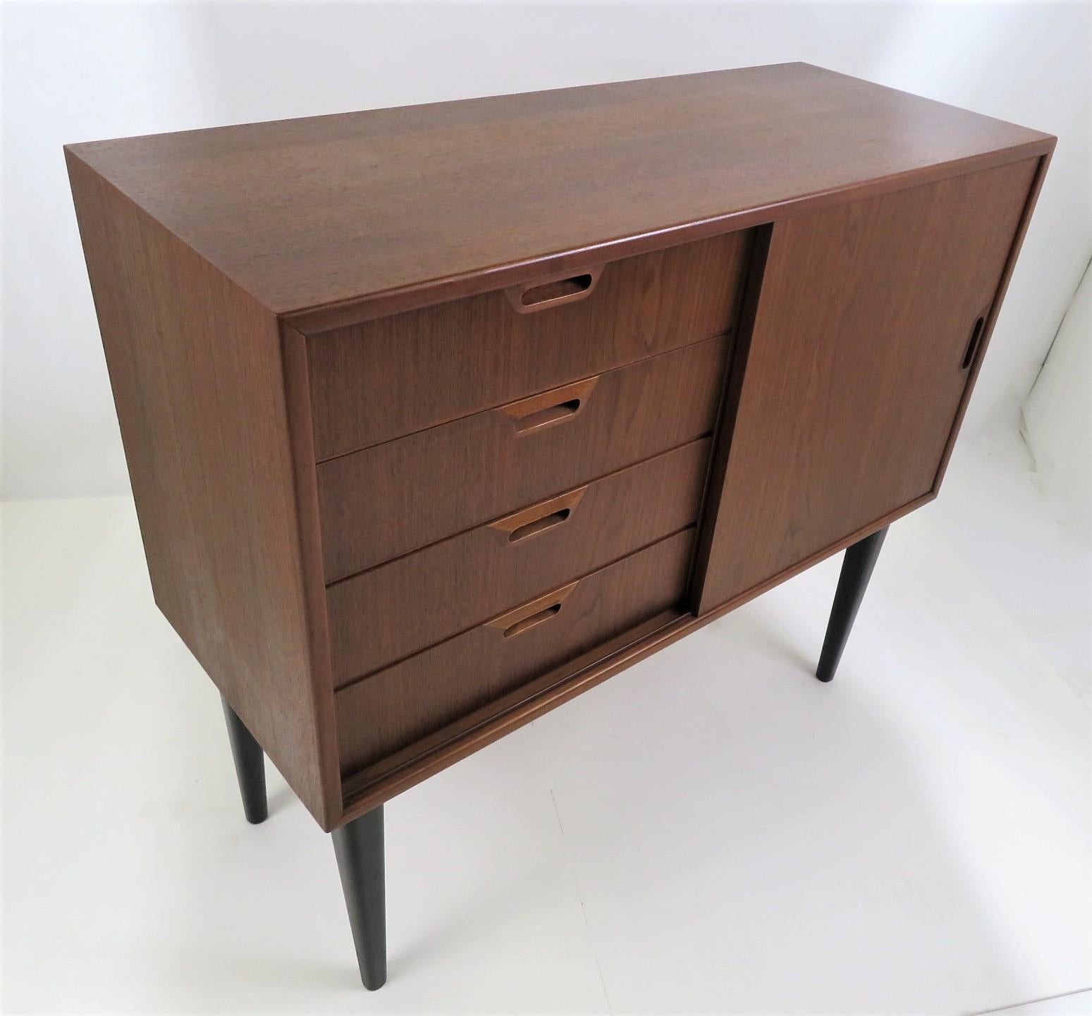 Danish 1950s Scandinavian Modern Narrow Walnut Cabinet or Bedside Cabinet