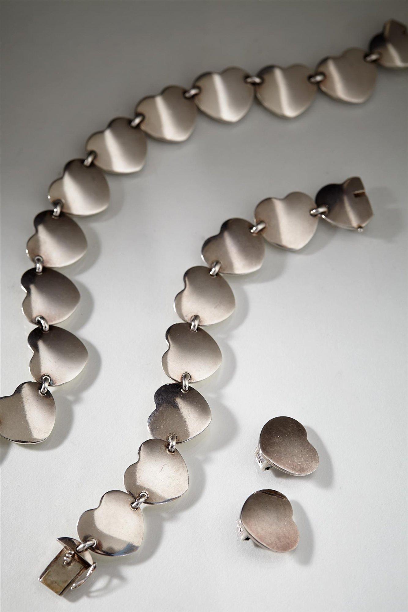 1950s Scandinavian Modern Sterling Silver Heart-Shaped Jewellery Set, Denmark For Sale 1