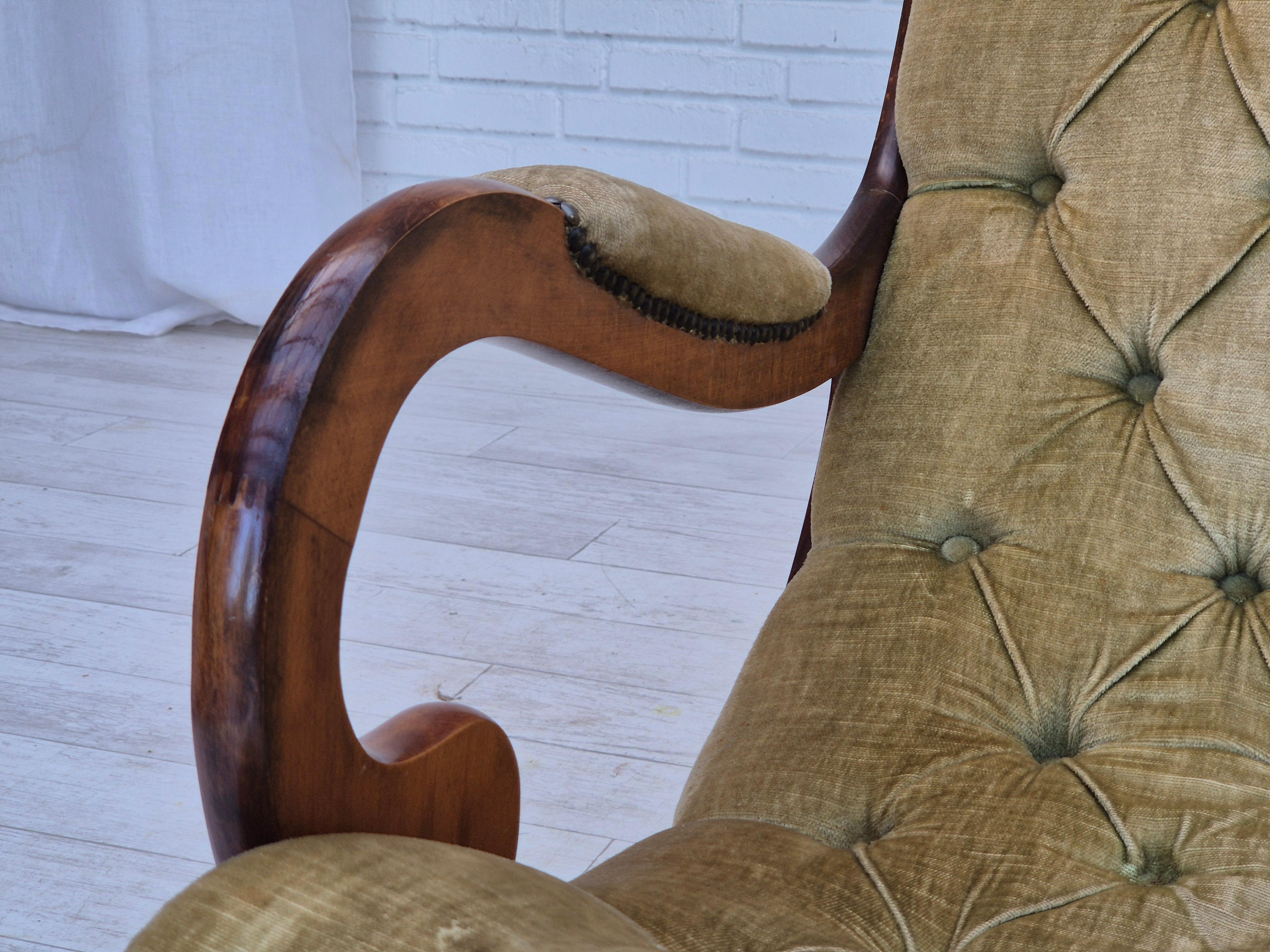 1950s, Scandinavian rocking chair, vintage green furniture velour. For Sale 7