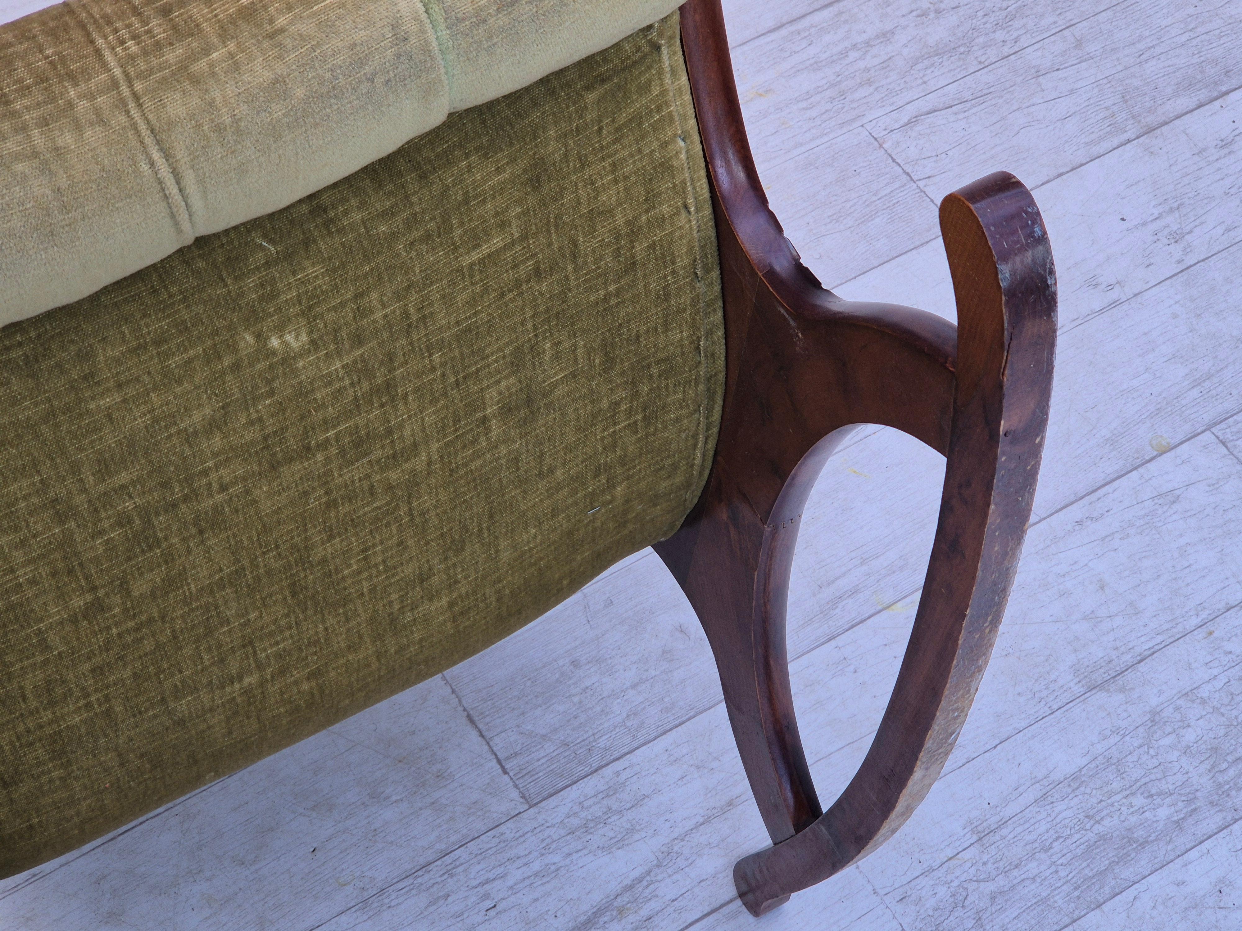 1950s, Scandinavian rocking chair, vintage green furniture velour. For Sale 9