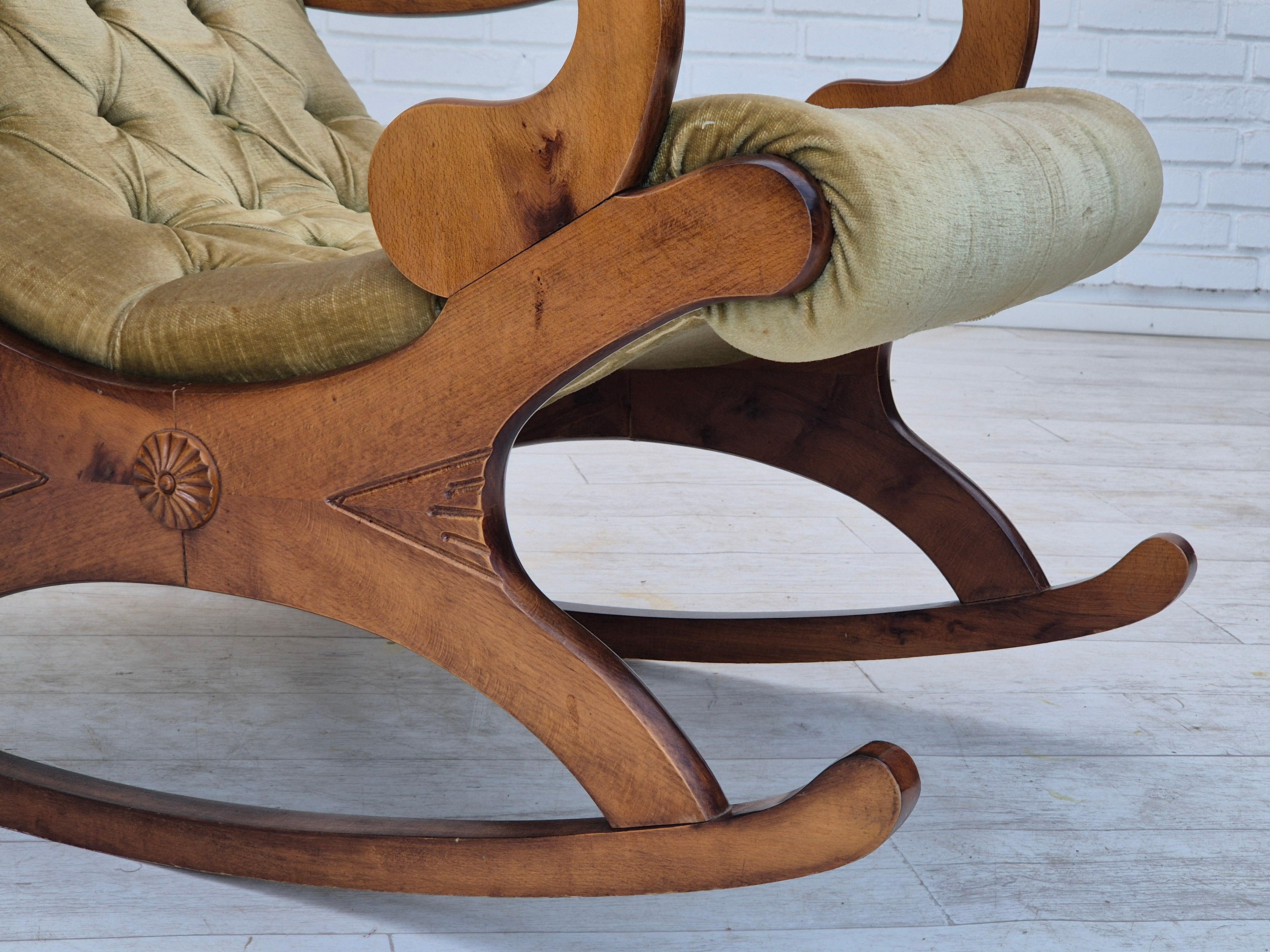 1950s, Scandinavian rocking chair, vintage green furniture velour. For Sale 2