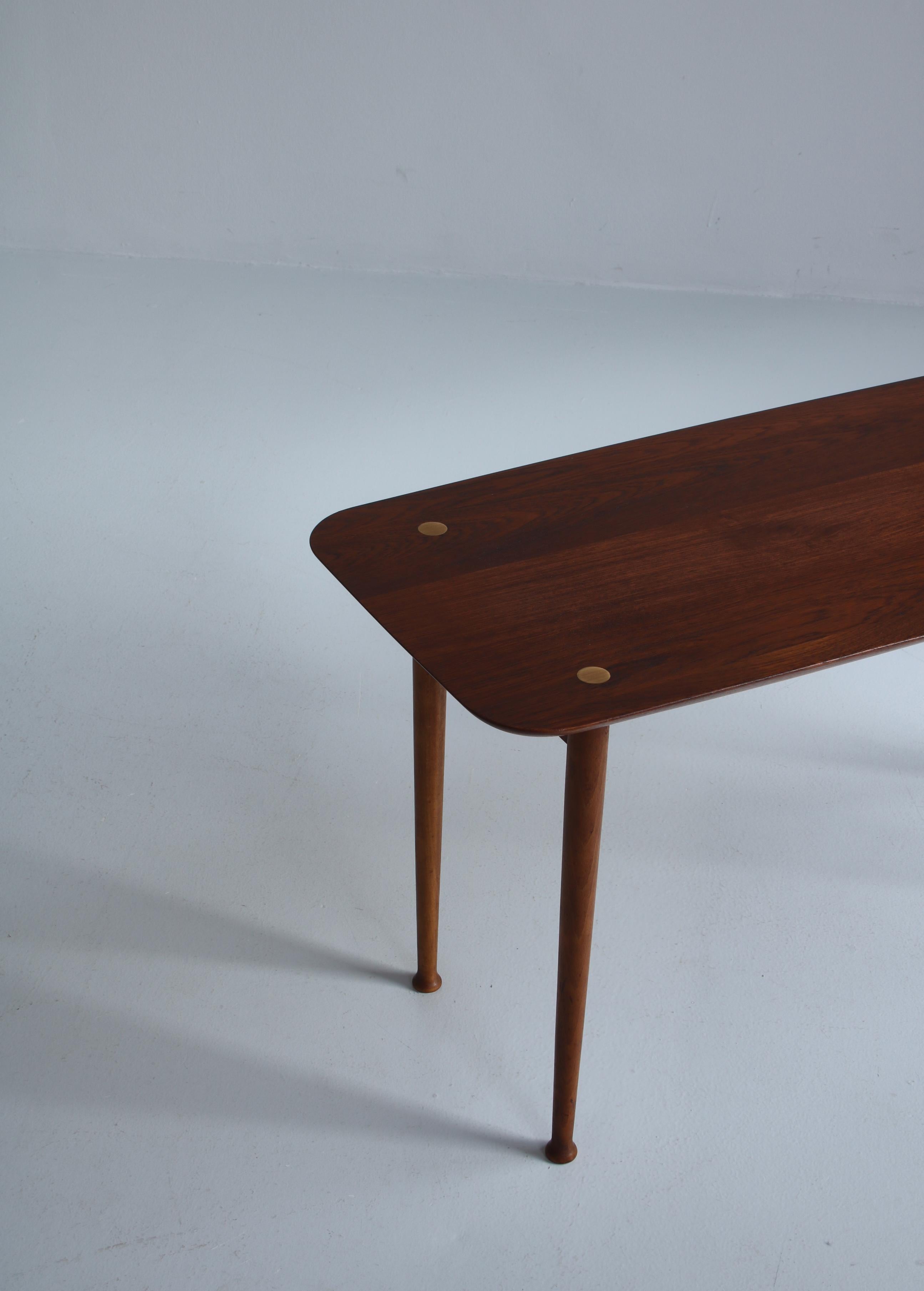 1950s Scandinavian Side Table by Danish Cabinetmaker in Teakwood and Beech In Good Condition For Sale In Odense, DK