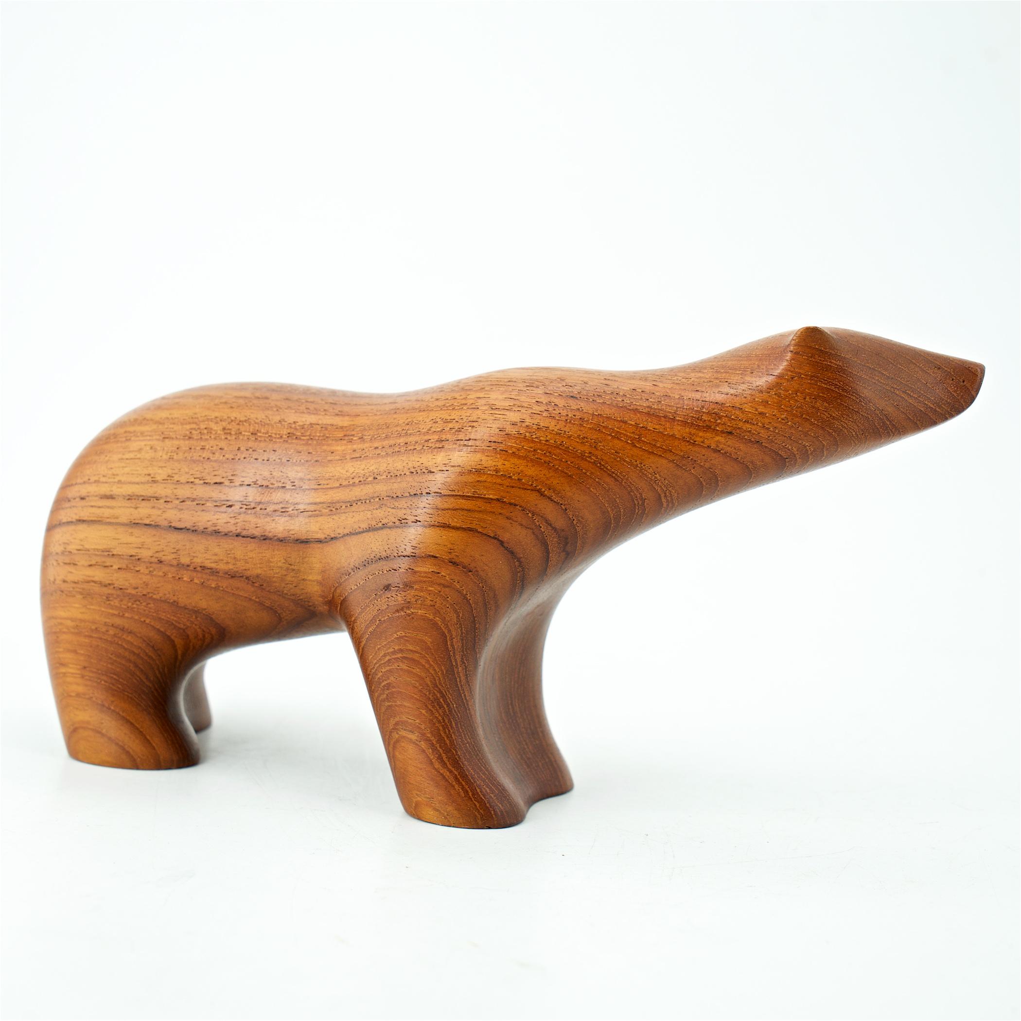 Scandinave moderne 1950s Scandinavian Teak Arctic Polar Bear Figure Sculpture Cabin Modern Danish en vente