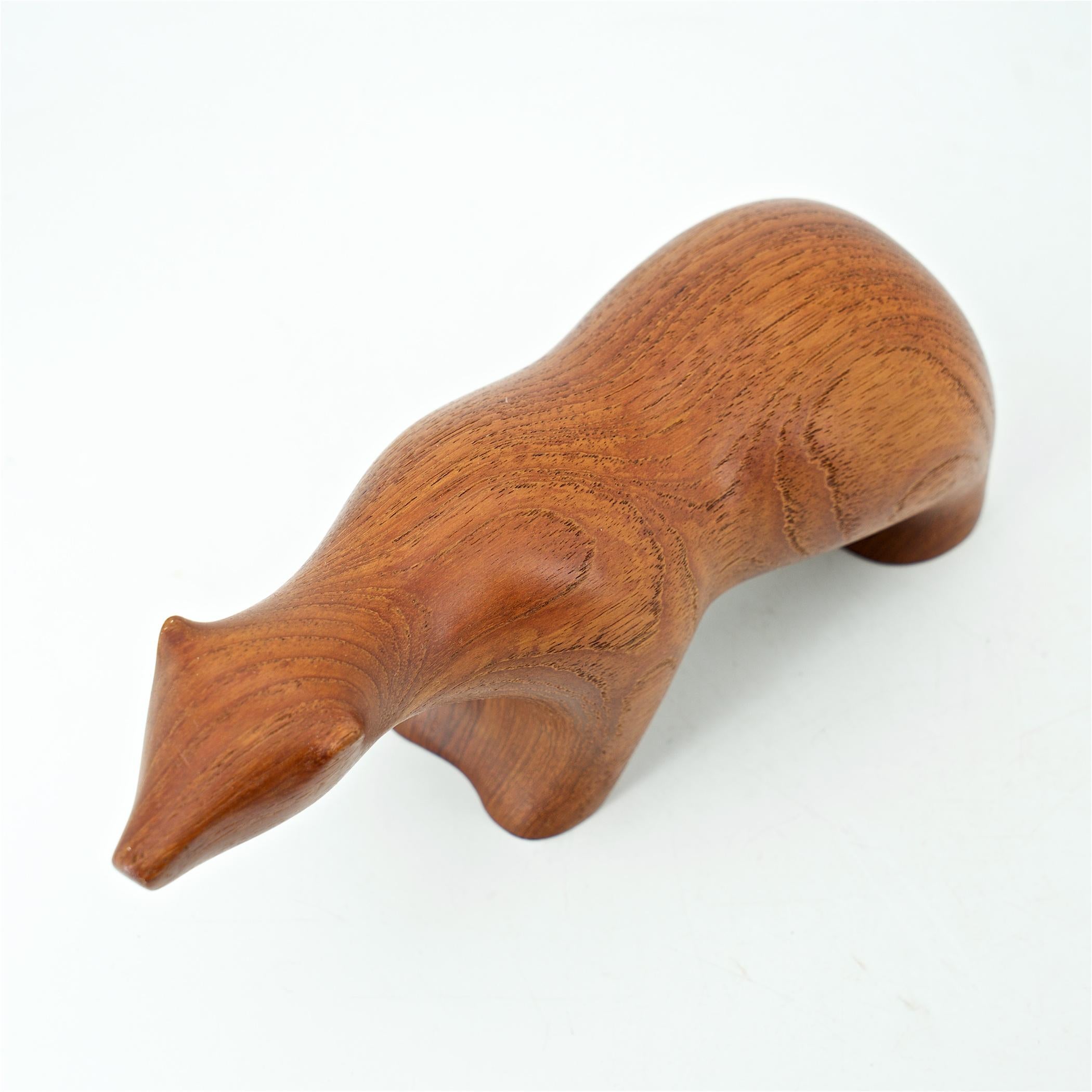 Teck 1950s Scandinavian Teak Arctic Polar Bear Figure Sculpture Cabin Modern Danish en vente