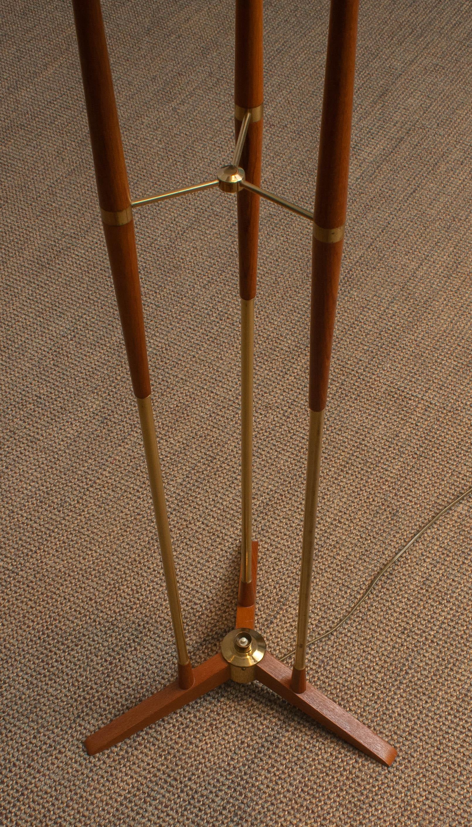 1950s, Scandinavian Three Shades Brass and Teak Floor Lamp by Möllers, Sweden 4