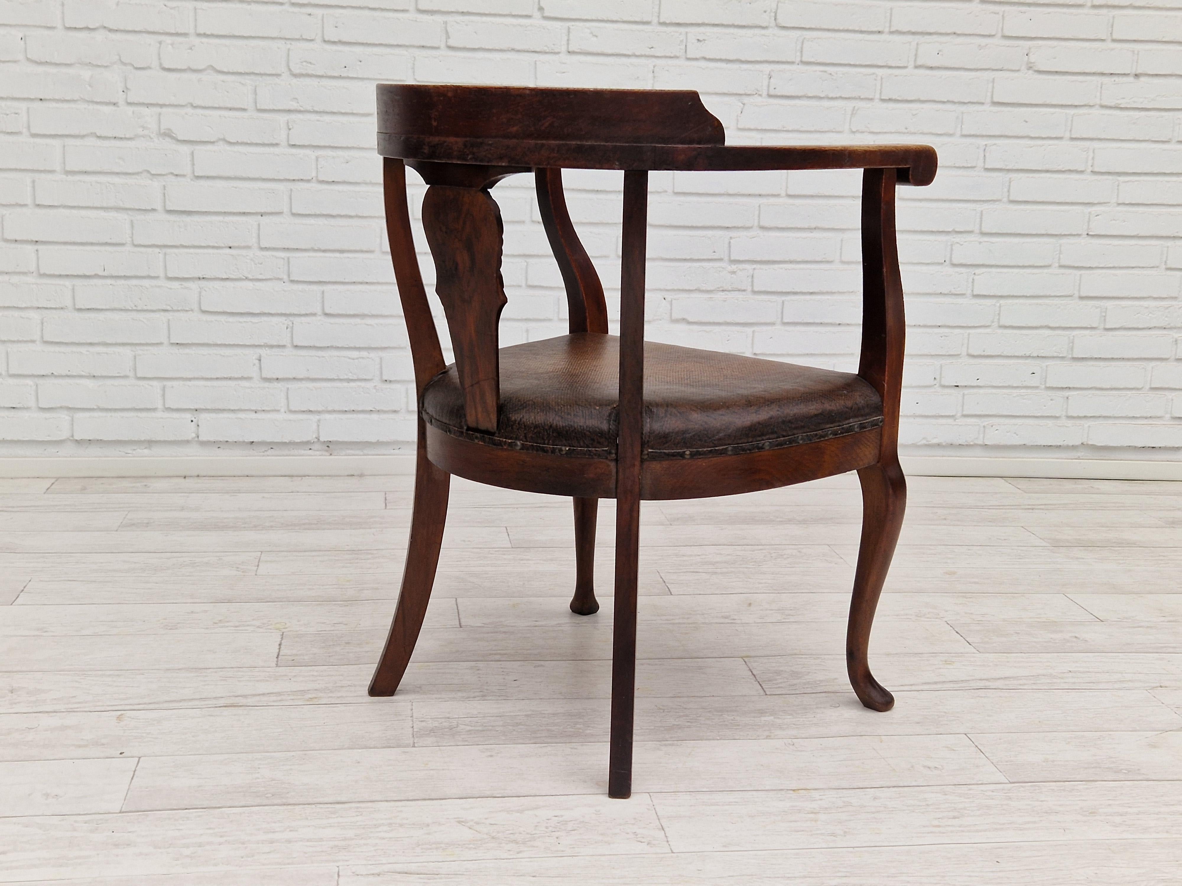 1950s, Scandinavian Vintage Armchair, Original Condition, Leather, Oak Wood For Sale 3