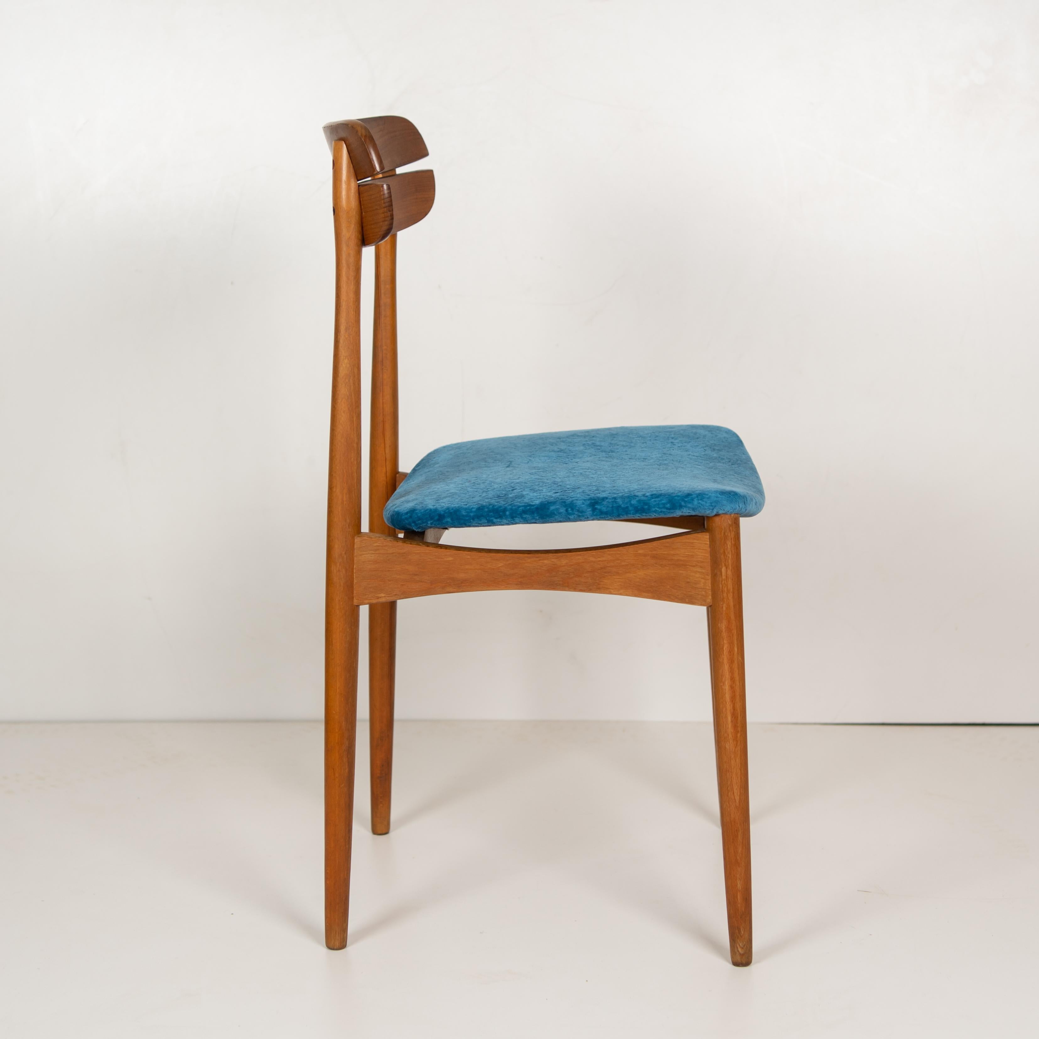 Vintage scandinavian Chairs, Velvet and wood 1950s 2
