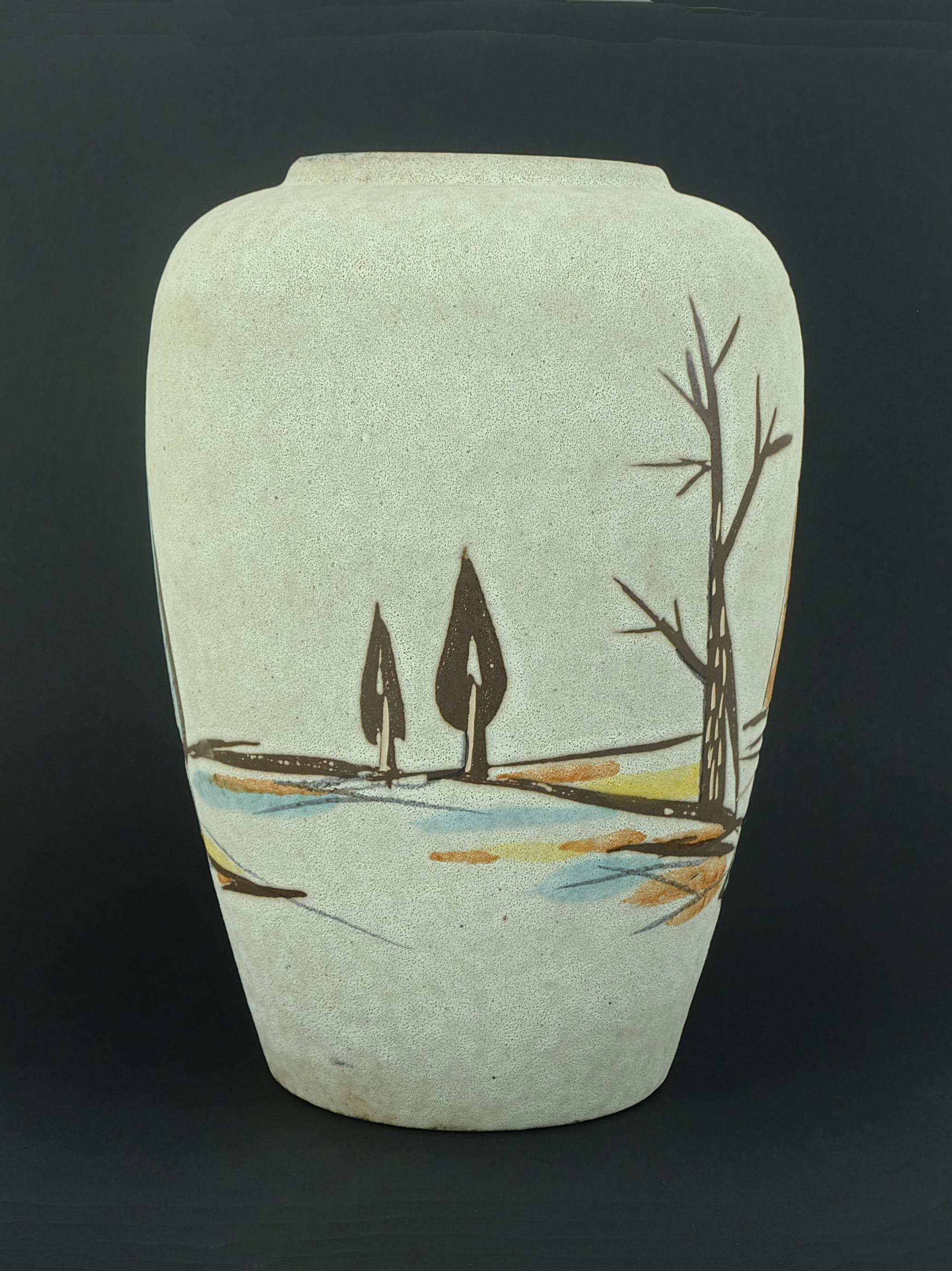 Vaso Scheurich della Germania occidentale numero 239-30 della fine degli anni '50. Fine smalto schiumoso in grigio chiaro con raro motivo espressionista. Un design molto raro. 

Altezza 11 4/5