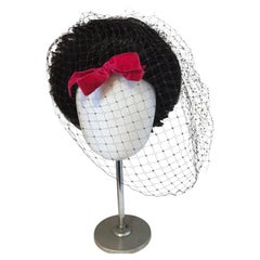 1950s Vintage Elsa Schiaparelli Black Hat with Fuchsia Bow, Unisex