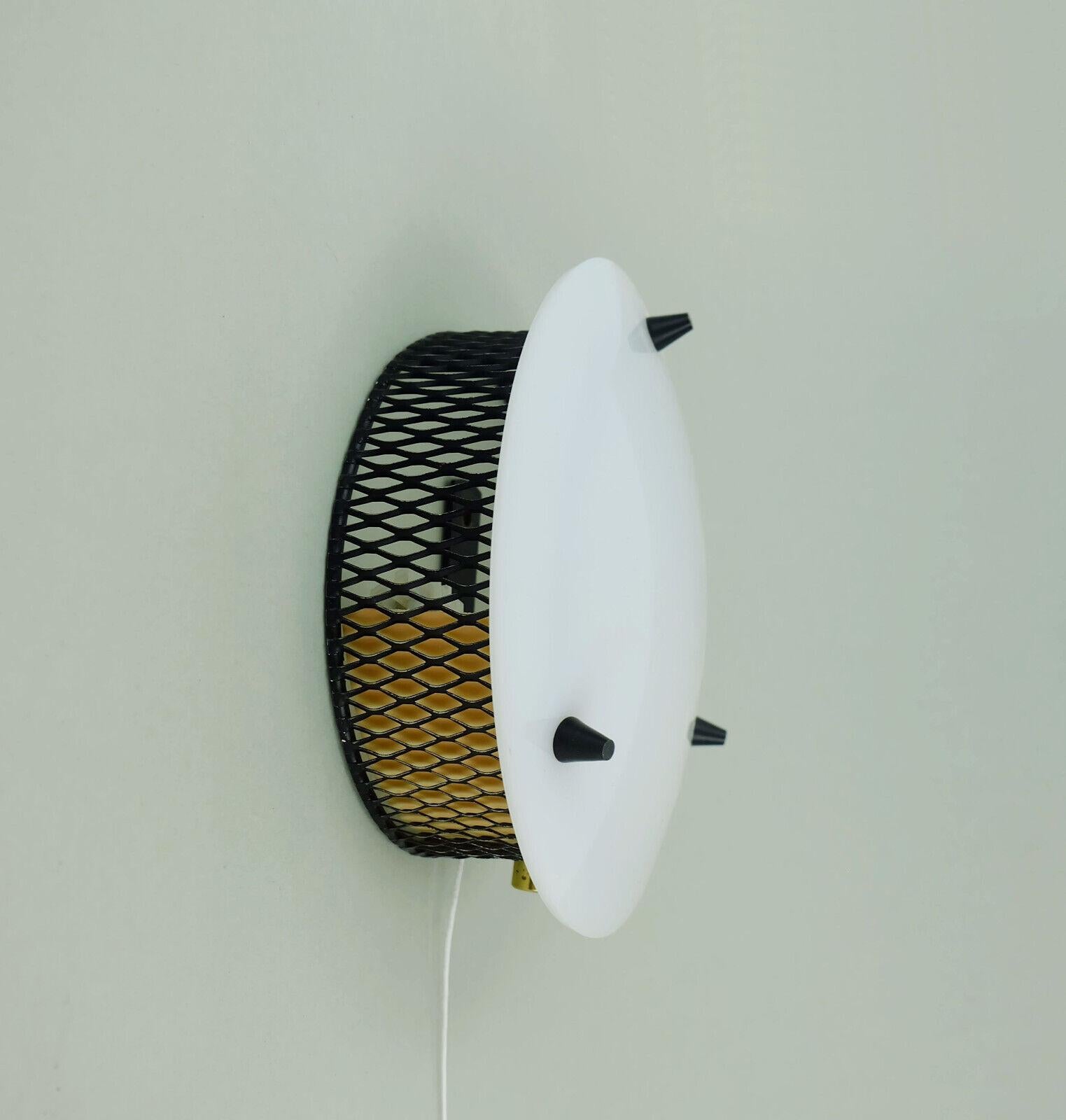 Metal 1950s SCONCE tele ambiance metal mesh with white acrylic shade For Sale