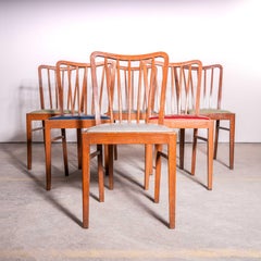 Chaise de salle à manger rembourrée à dossier incurvé des années 1950, signée Ton