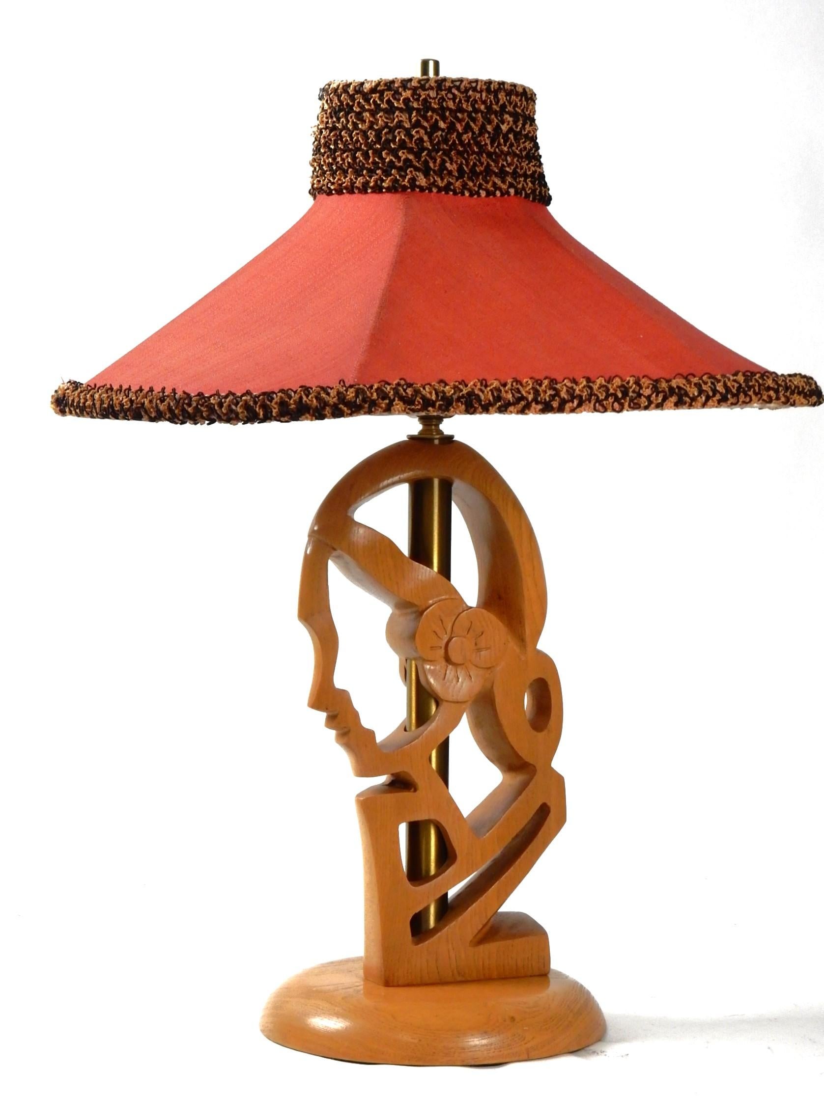 1950's Sculpted Oak Feminine Profile Table Lamp Hat Shade after Yasha Heifetz For Sale 2